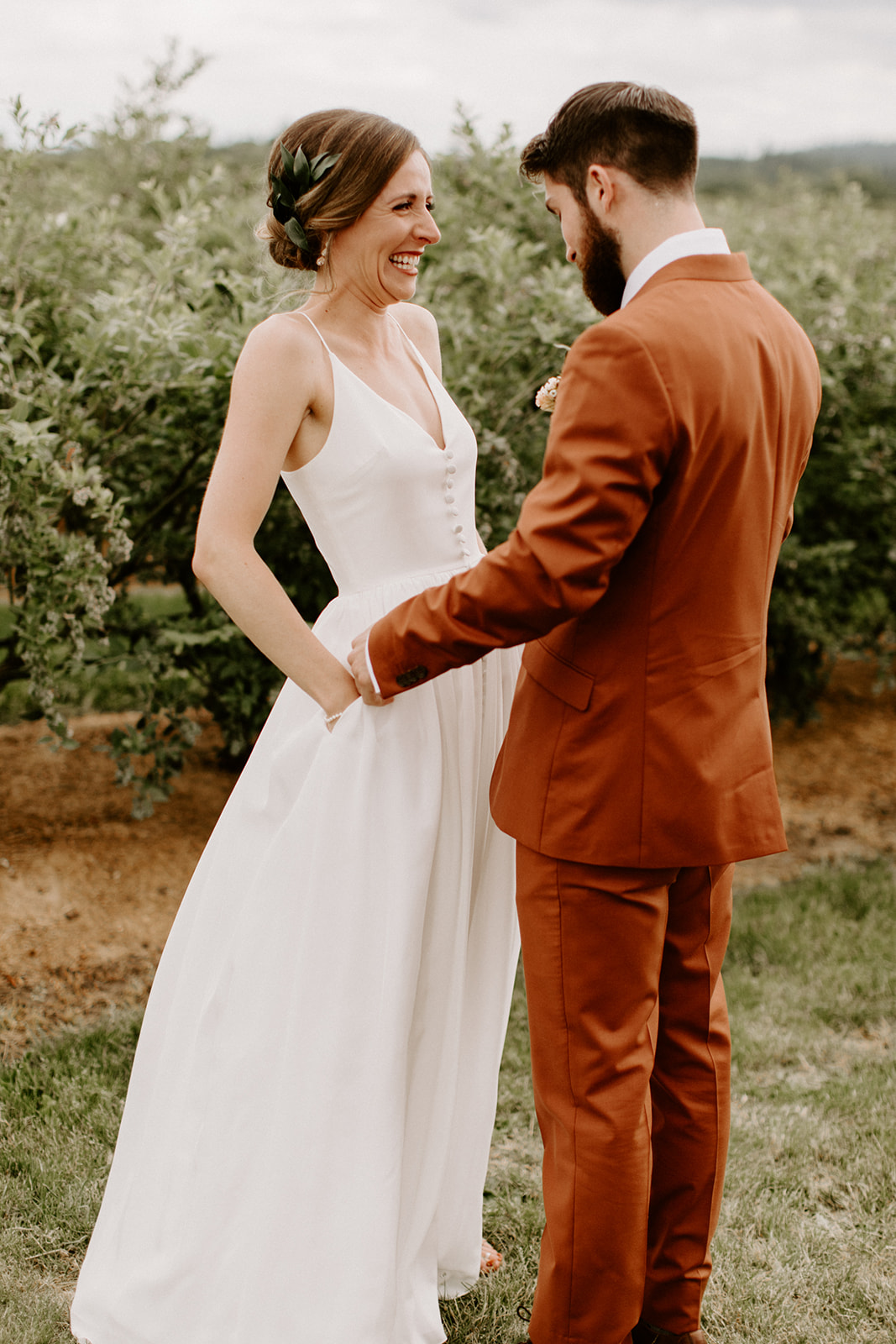 ButlerBarnPortlandOregonWeddingSarahandStephenDawnCharlesPhotographer-225.jpg