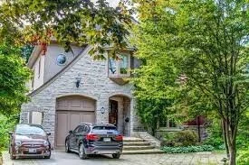 Upscale Downsizing Sale of an Upper Forest Hill Home