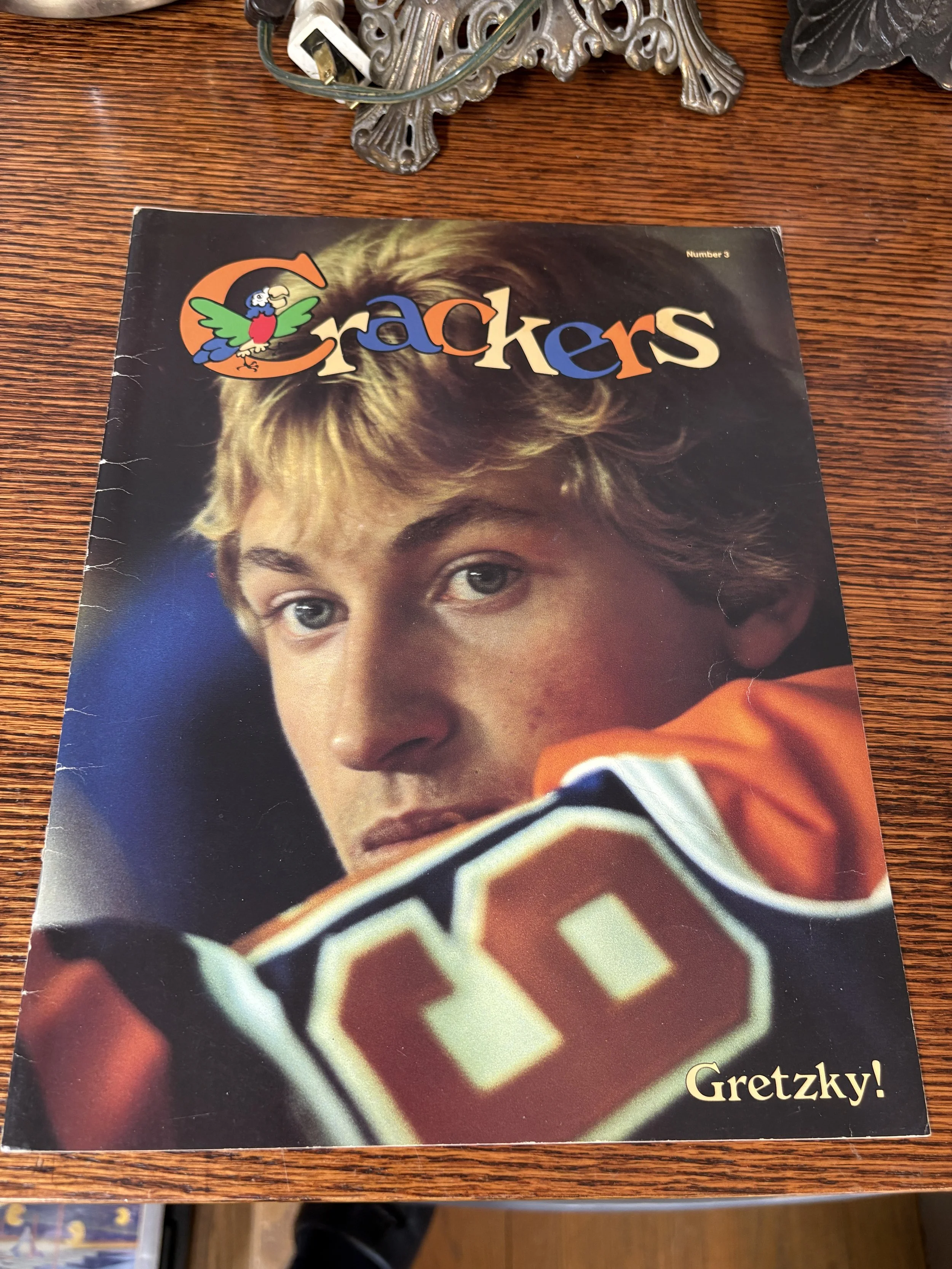 WAYNE GRETZKY On The Cover Of 1982 Crackers Magazine From Scholastic