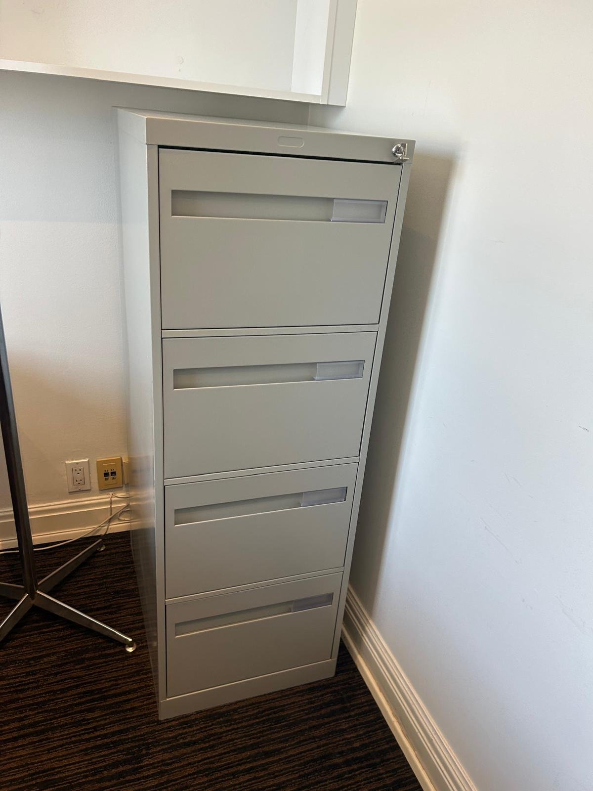 Filing Cabinet Measures: 25” L x 21” W x 53” H