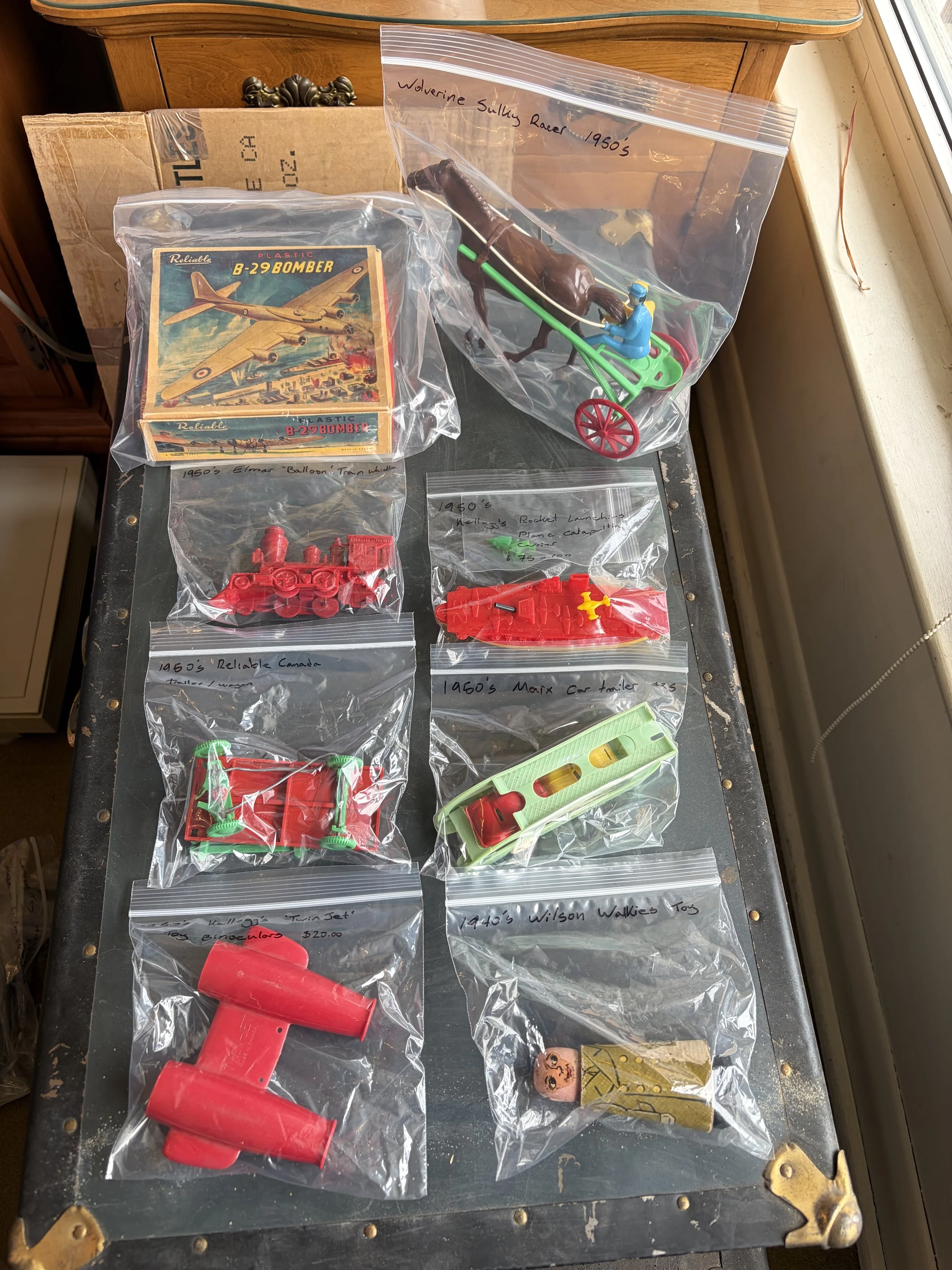 Vintage Toy Collection: 1940s-1960s Classics