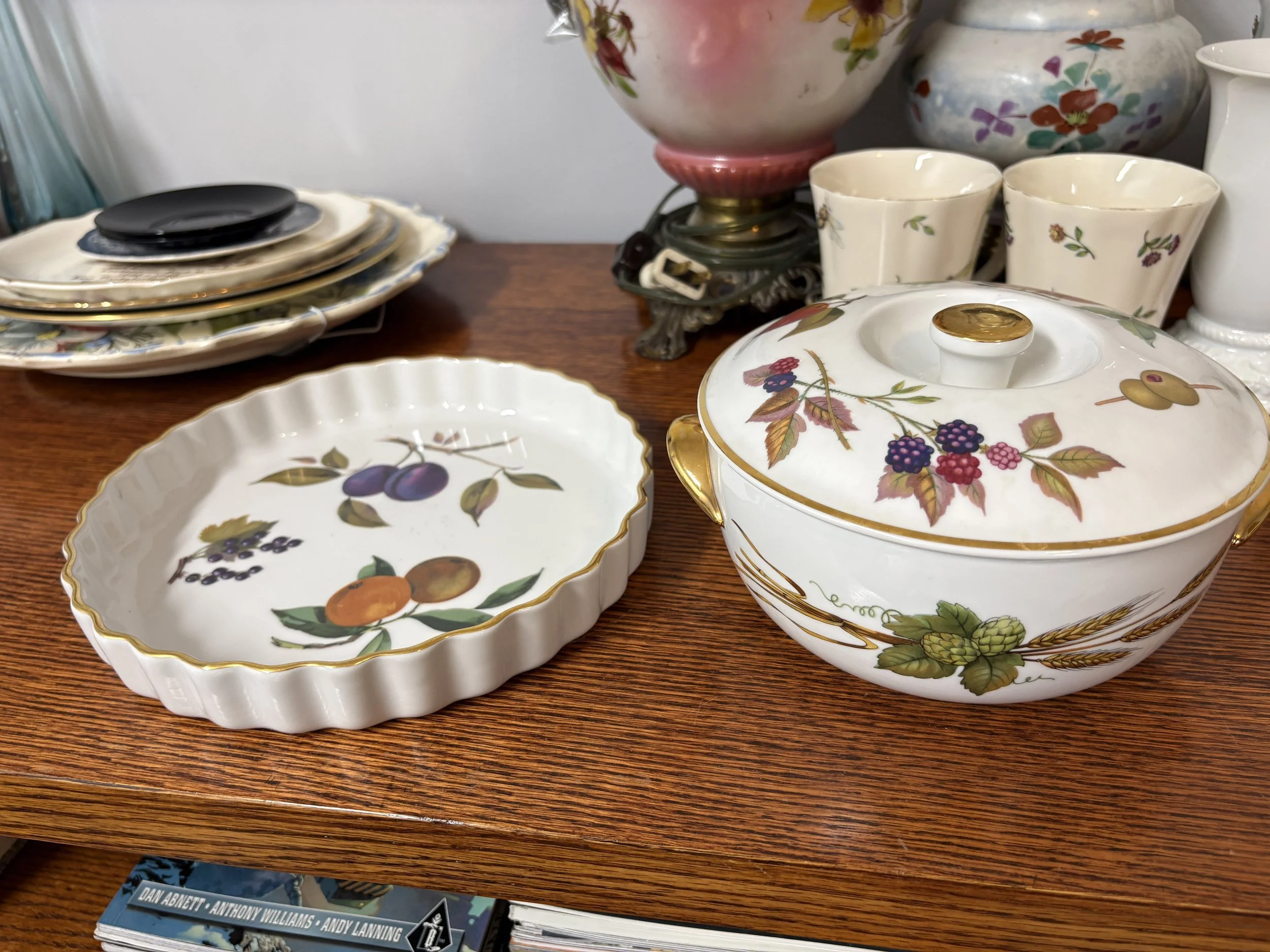 Evesham Porcelain Serving Set