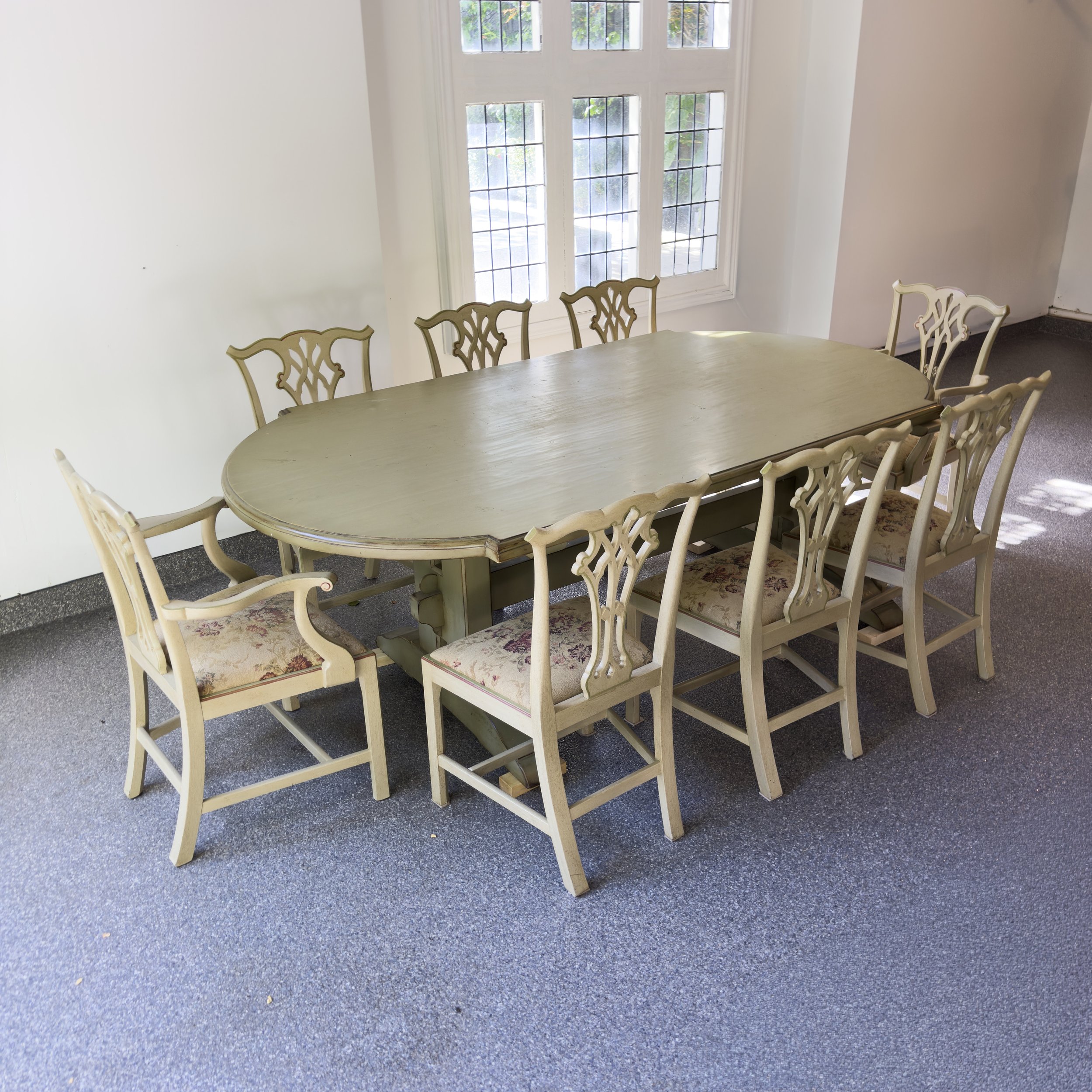 Dining Table & 8 Chairs