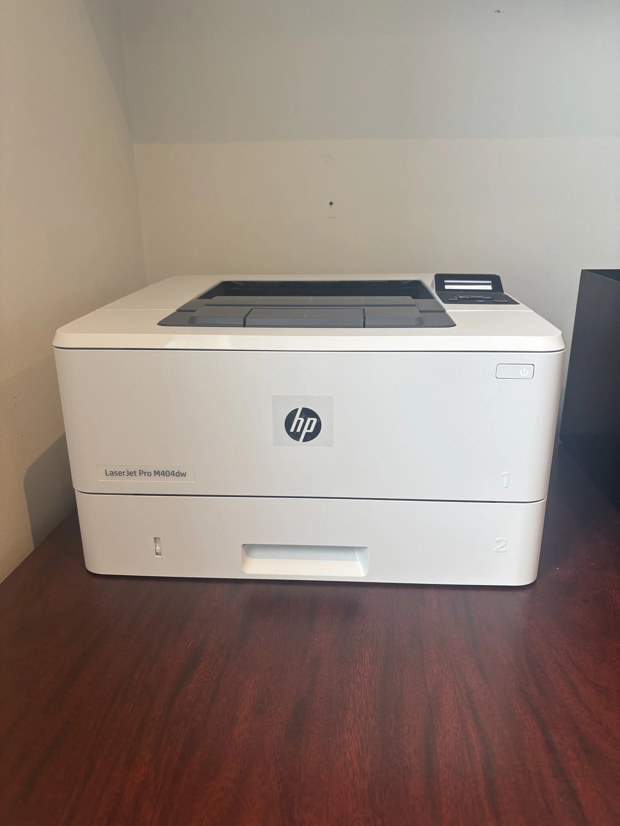 1 x HP Laserjet Pro M404dw