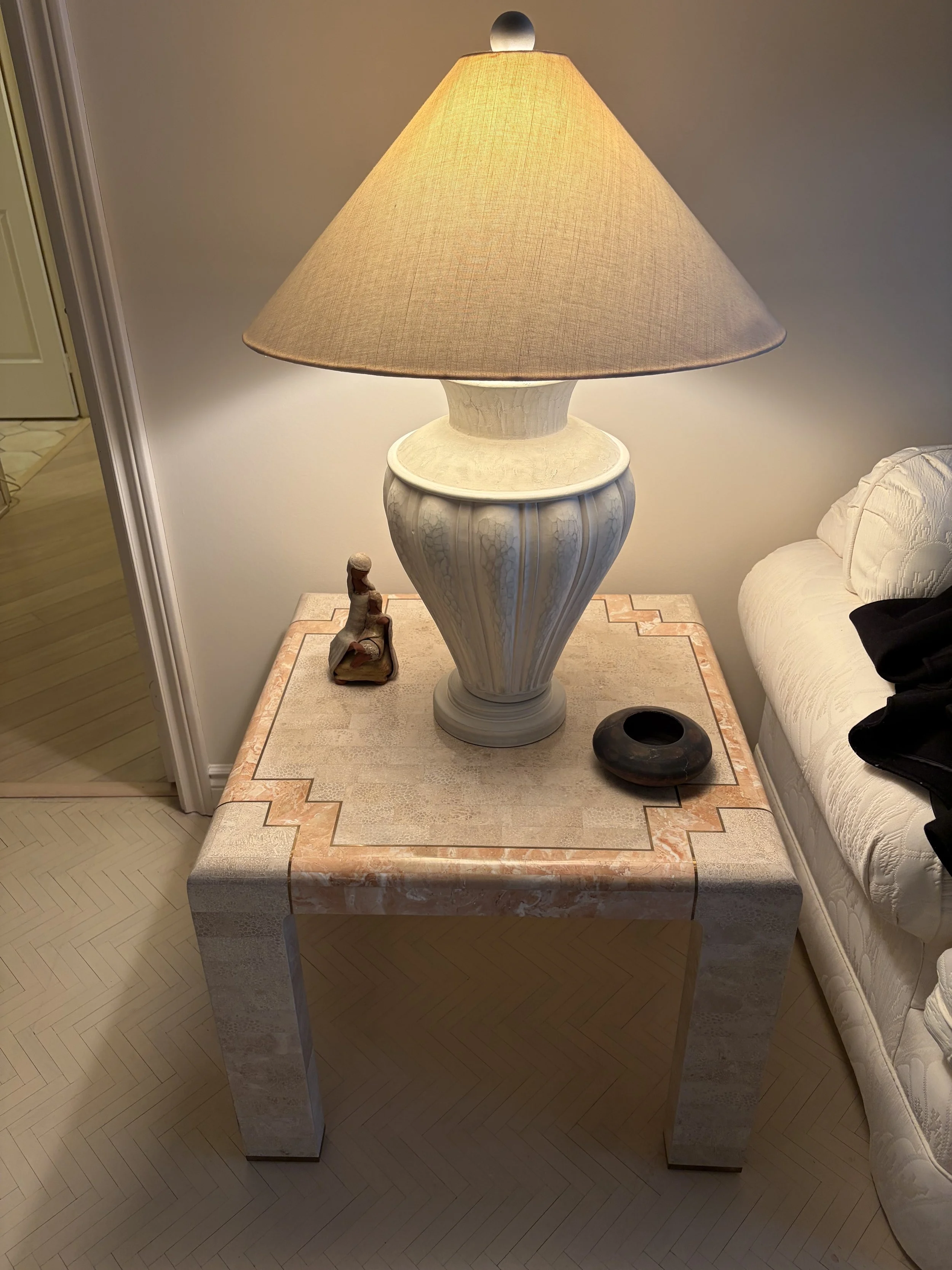 White Plaster Table Lamp