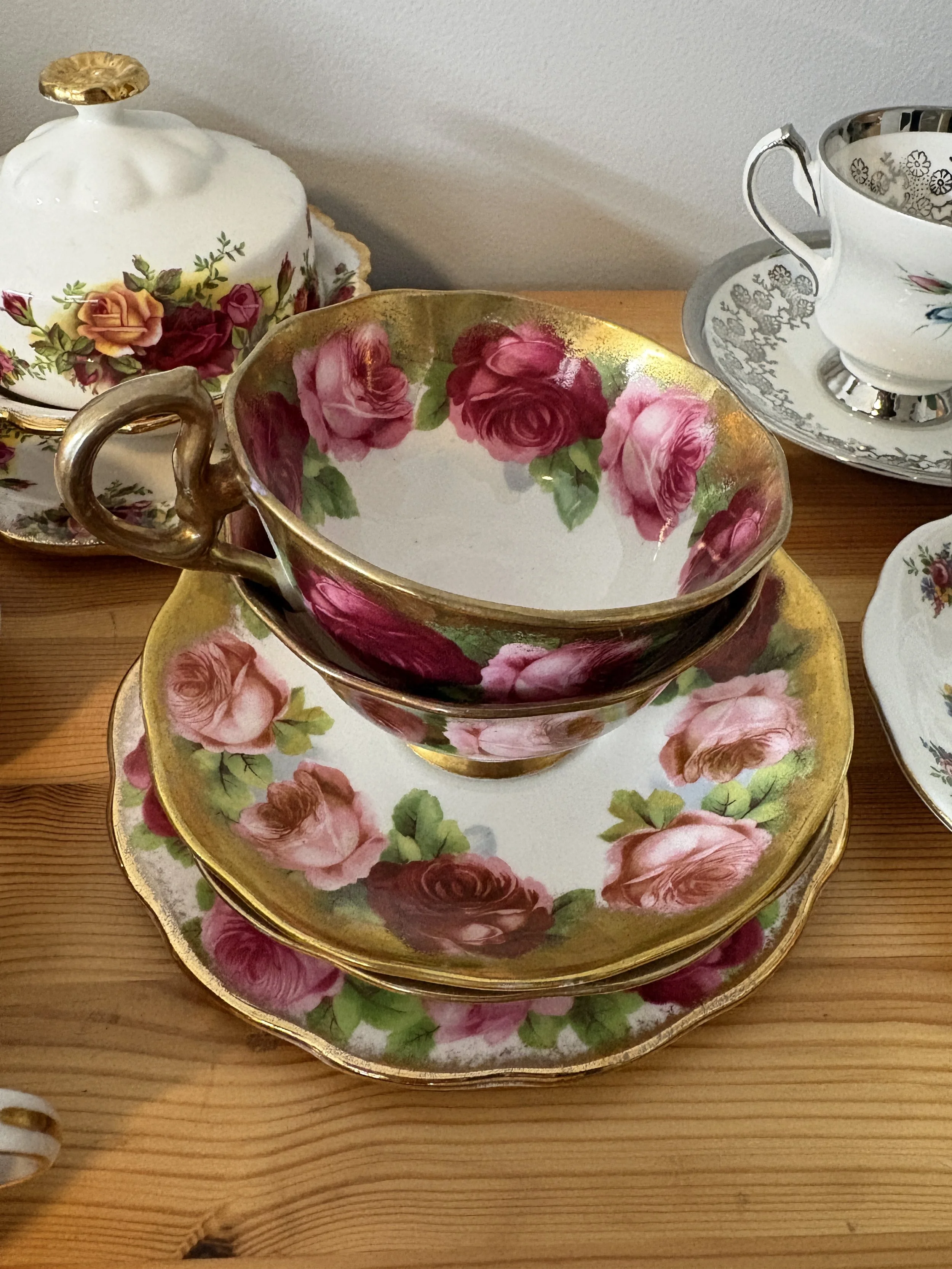 Rose Tea Cup with Gold Trim