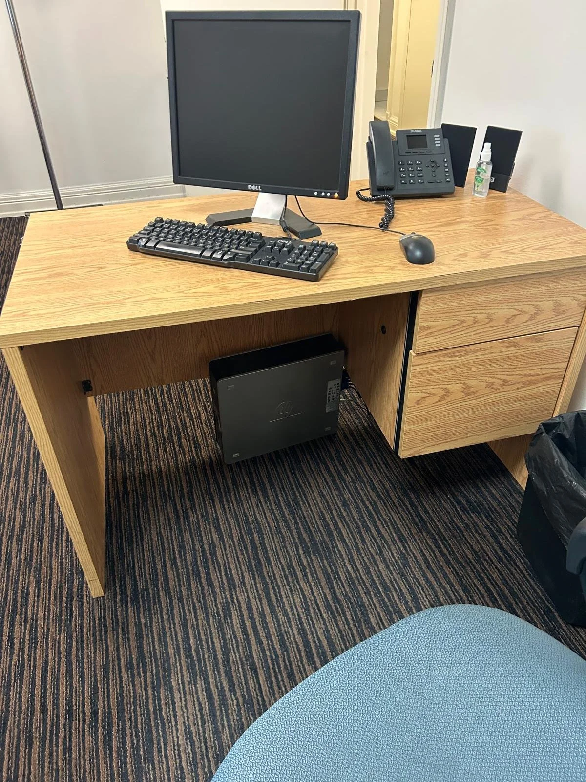 Measures: 4ft L x 2ft W x 29” H