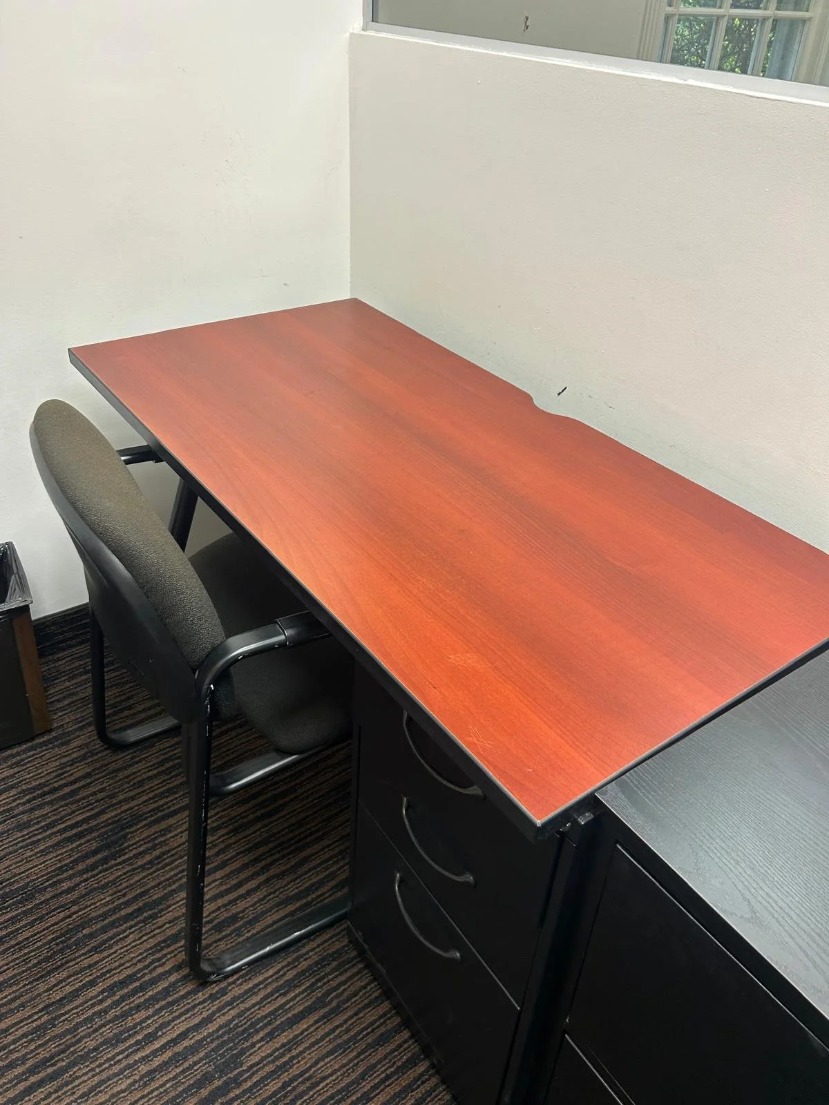Measures: 66” L x 2ft W x 29” H