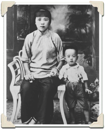 Jade Wong (wife) and son (1937)