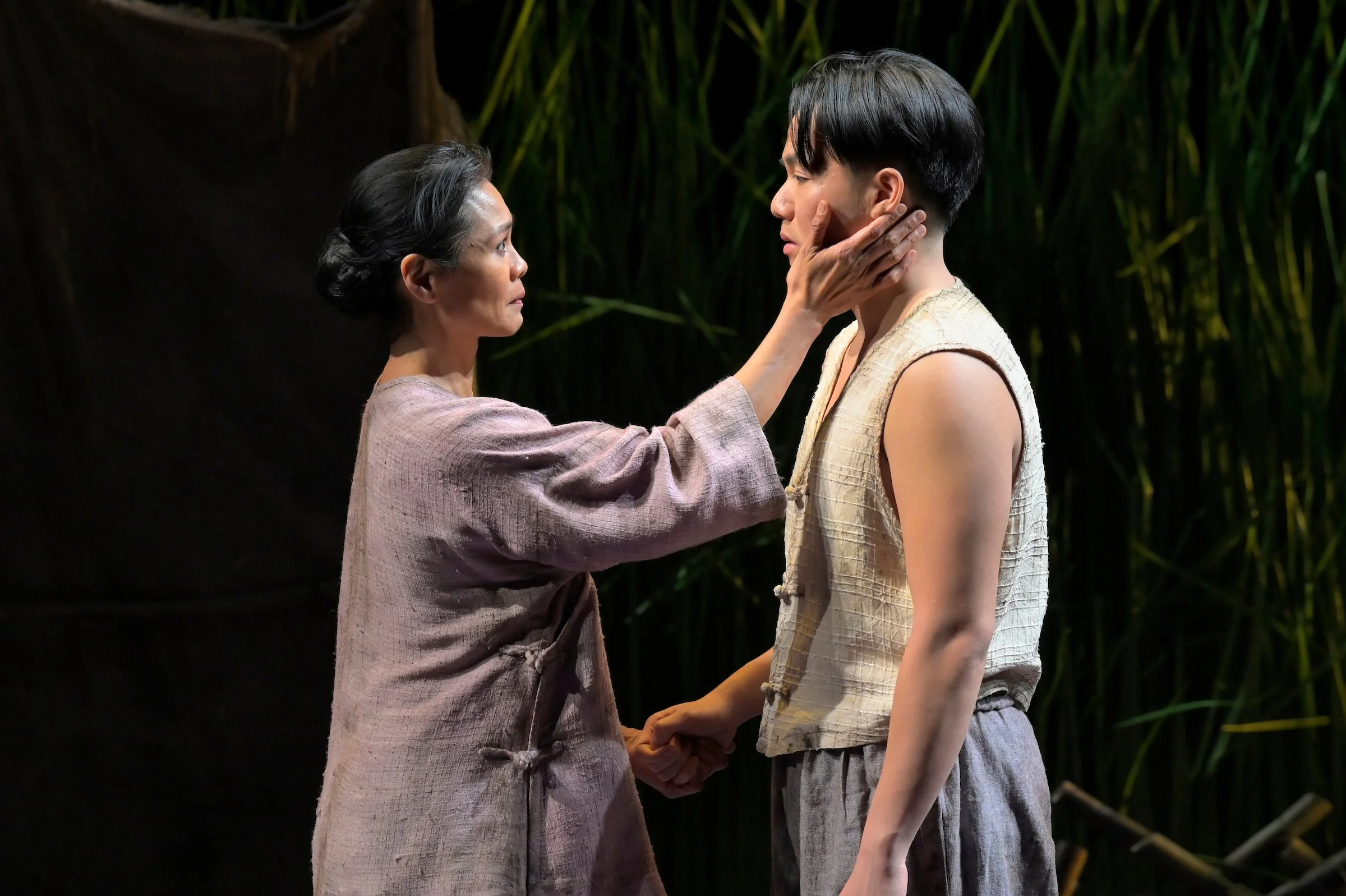 Review: ‘Far Country’ at Berkeley Rep captures allure and heartbreak of Angel Island (Mercury News)