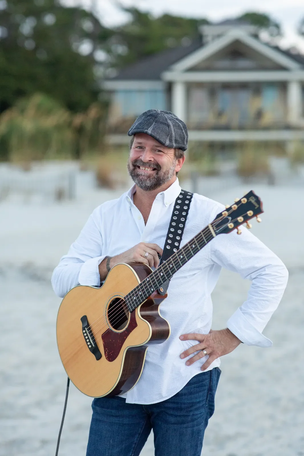 Live Music: Lenny Burridge