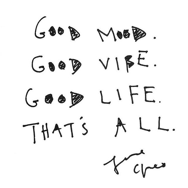 Friday vibes 🔥
📸: @cleowade 
#westandup #goodvibes #friday #empowerment #positivity #goodlife