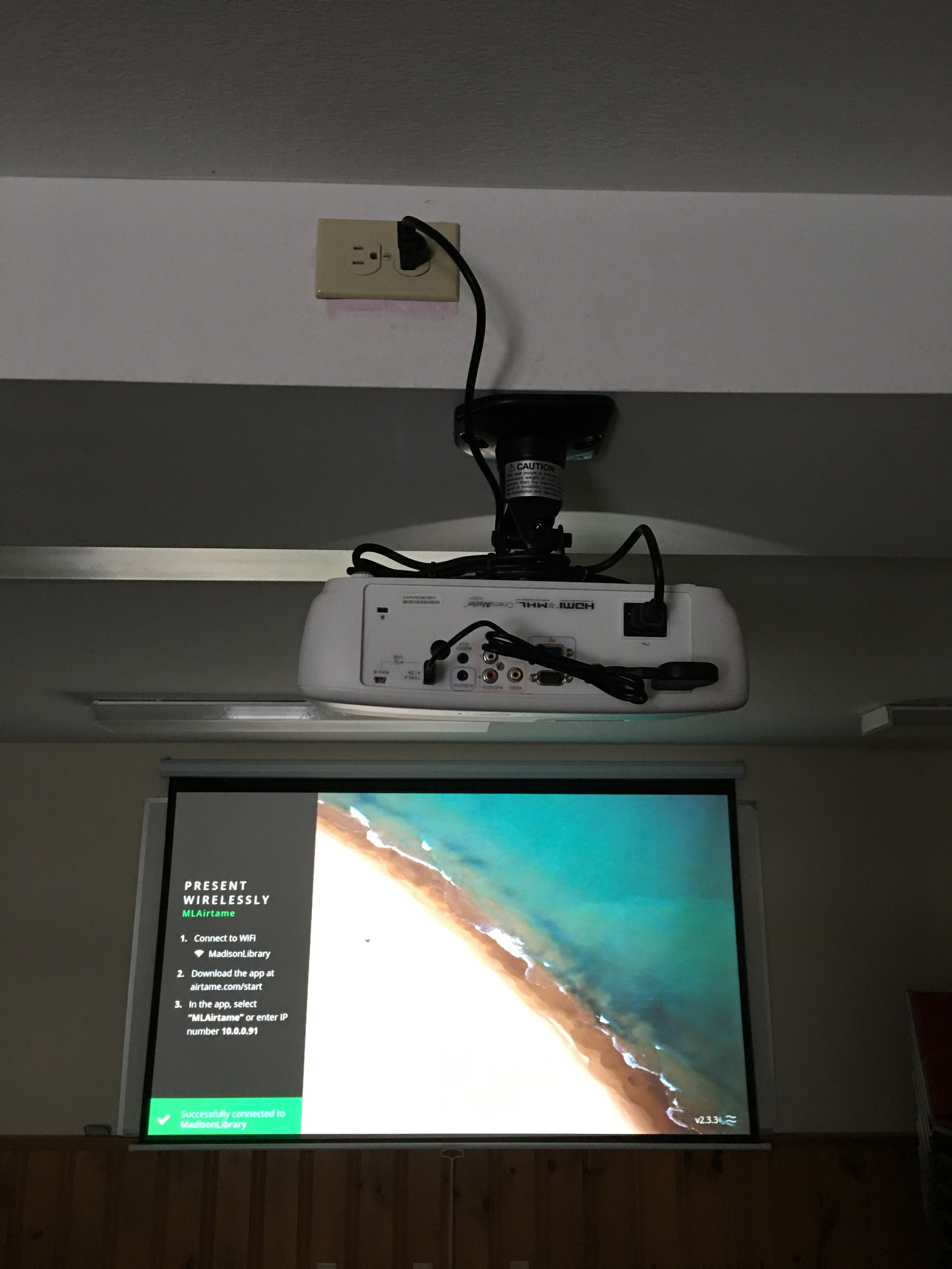 Projector Presentation Screen 
