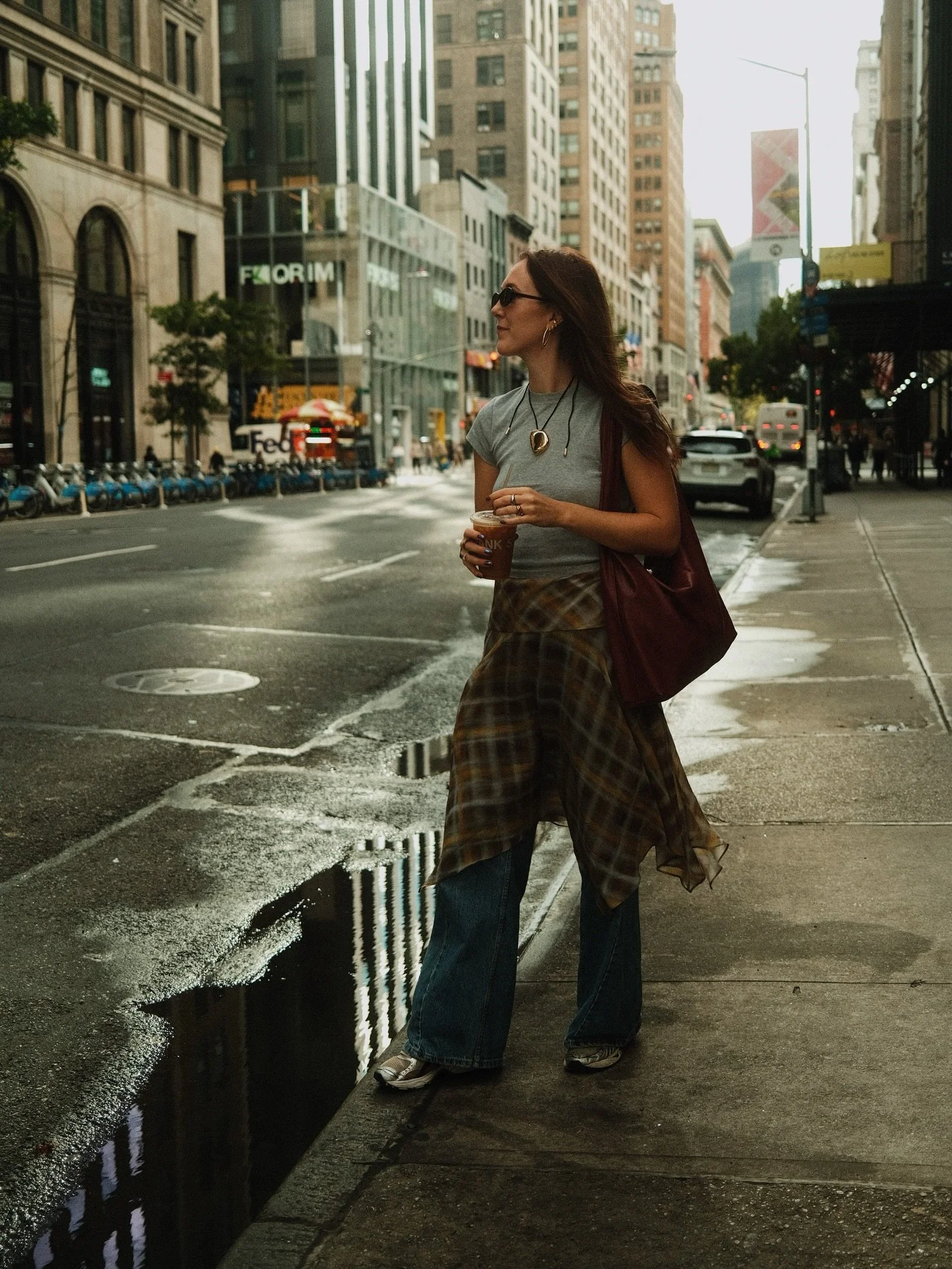 The city never sleeps, and neither did we 🙃
Ate, shopped, snapped &amp; walked our way around my favorite city 🍕🗽✨