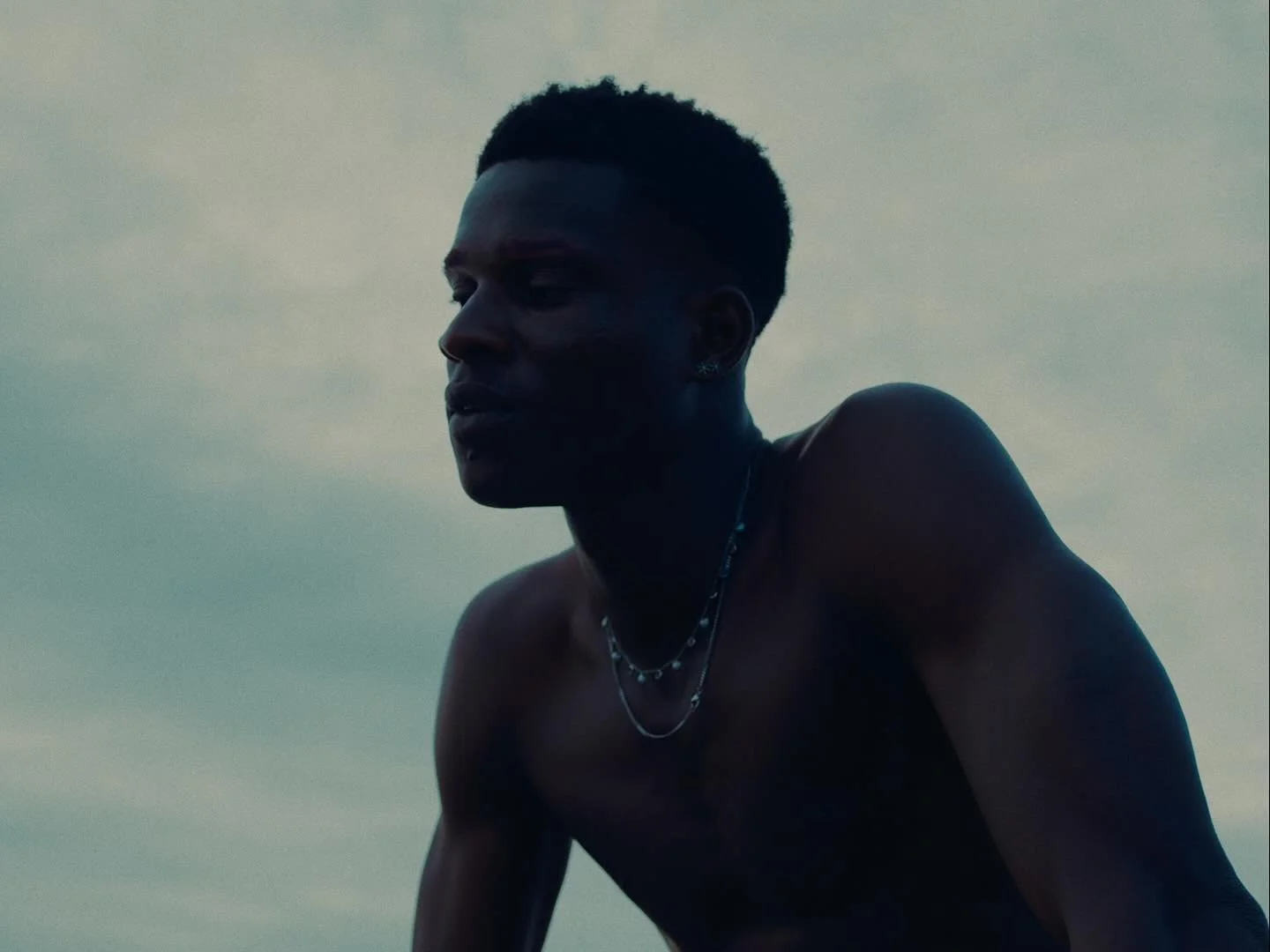 LOCAL HEROES // a fashion film shot in Cape Town

Concept &amp; styling: @lunamichel
Photography: @cailybobbiejo 
DoP: @lyannevbodegom 
Hair &amp; Make up: @anja_fichtenmayer 
Models: @chocolatebrother @icemodelscpt &amp; @teepeemafolks @bossmodelsa
