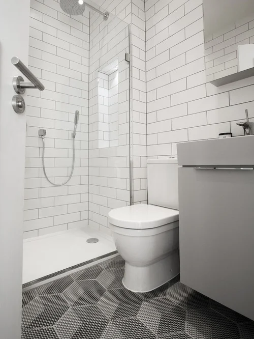 small-bathroom-interior-amusing-interior-designs-bathrooms-.jpg