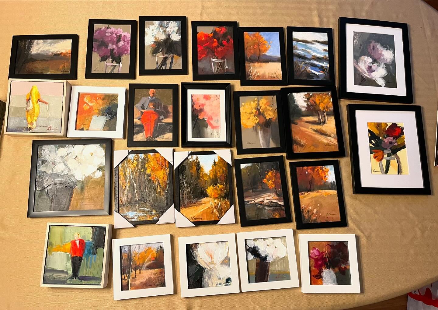 These paintings are for Holiday Sales at Pence Gallery in Davis now. Please pay a visit! There are many different gift items and artwork exhibited through 12/24. #holidaygifts #artgift #giftideas #handmadegifts