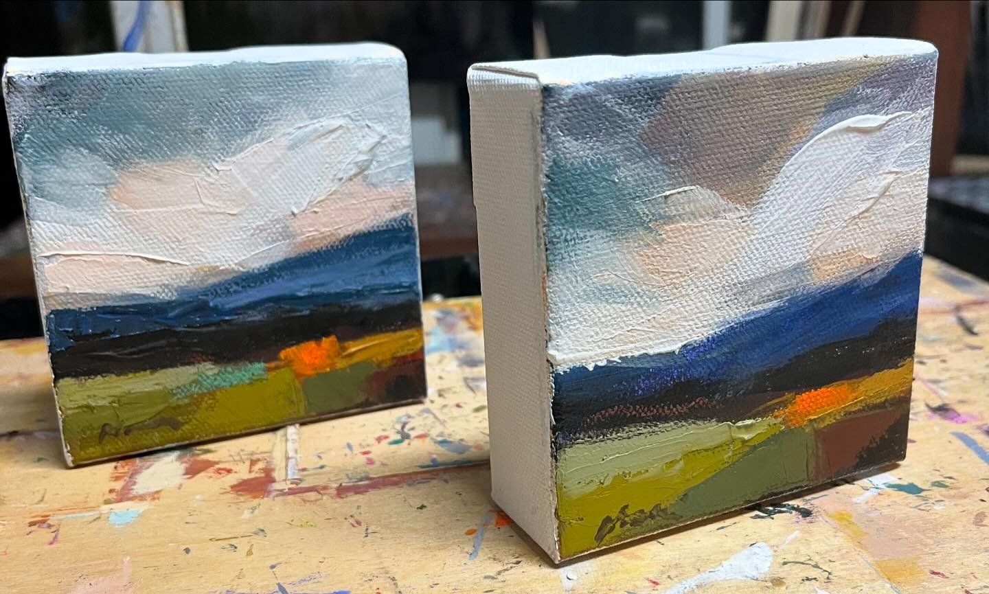 Small sized paintings for the holiday sales. 4x4 in oils and cold wax mixture. #oilpaints #paintingsforsale #smallart #giftideas