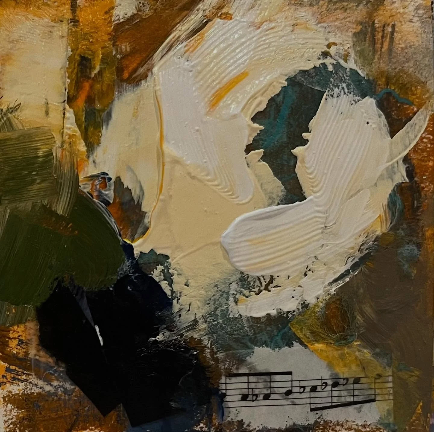 Small abstract floral painting with collage. It&rsquo;s going to  Artists&rsquo; Collaborative Gallery in Historic Old Sacramento in Sacramento, CA. (129 K St.)#collageartist #collagepainting #creativelife #contemporaryart #artcollect