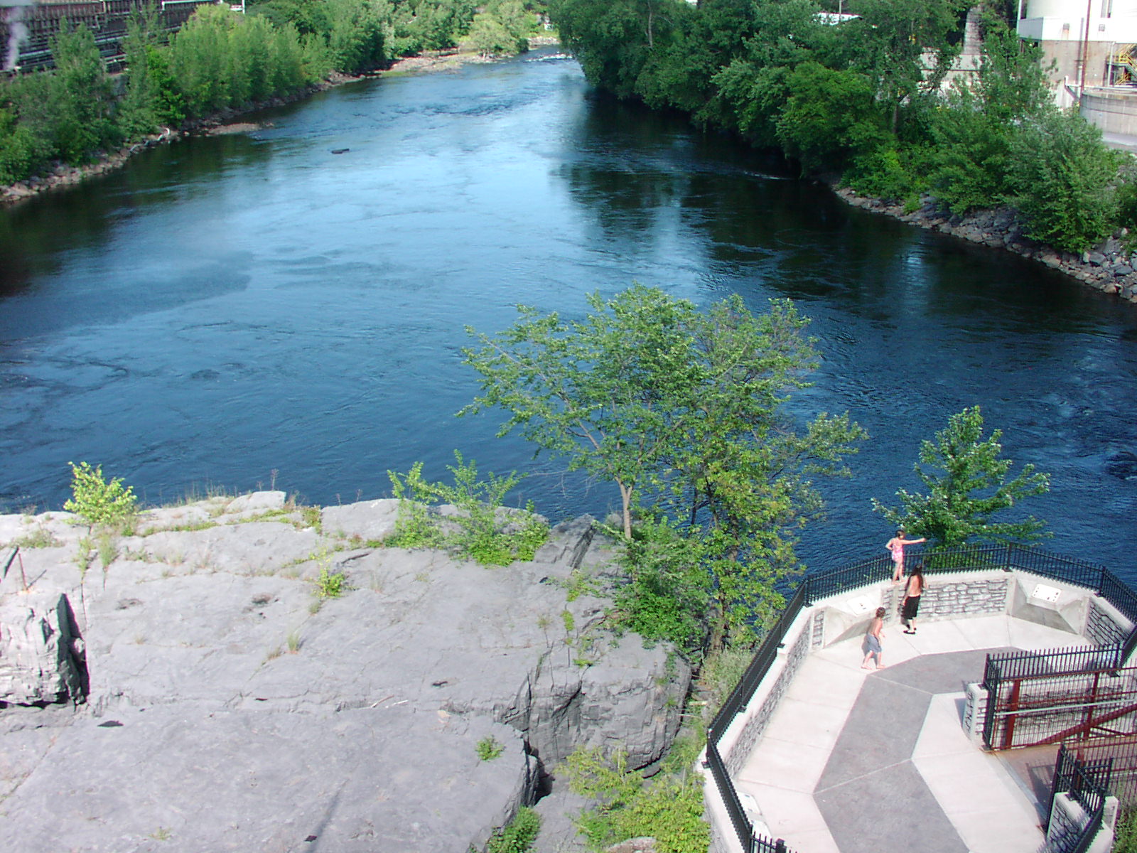 cat-glens-falls-coopers-cave-overlook-hudson-river-t-holmes-2010.jpg