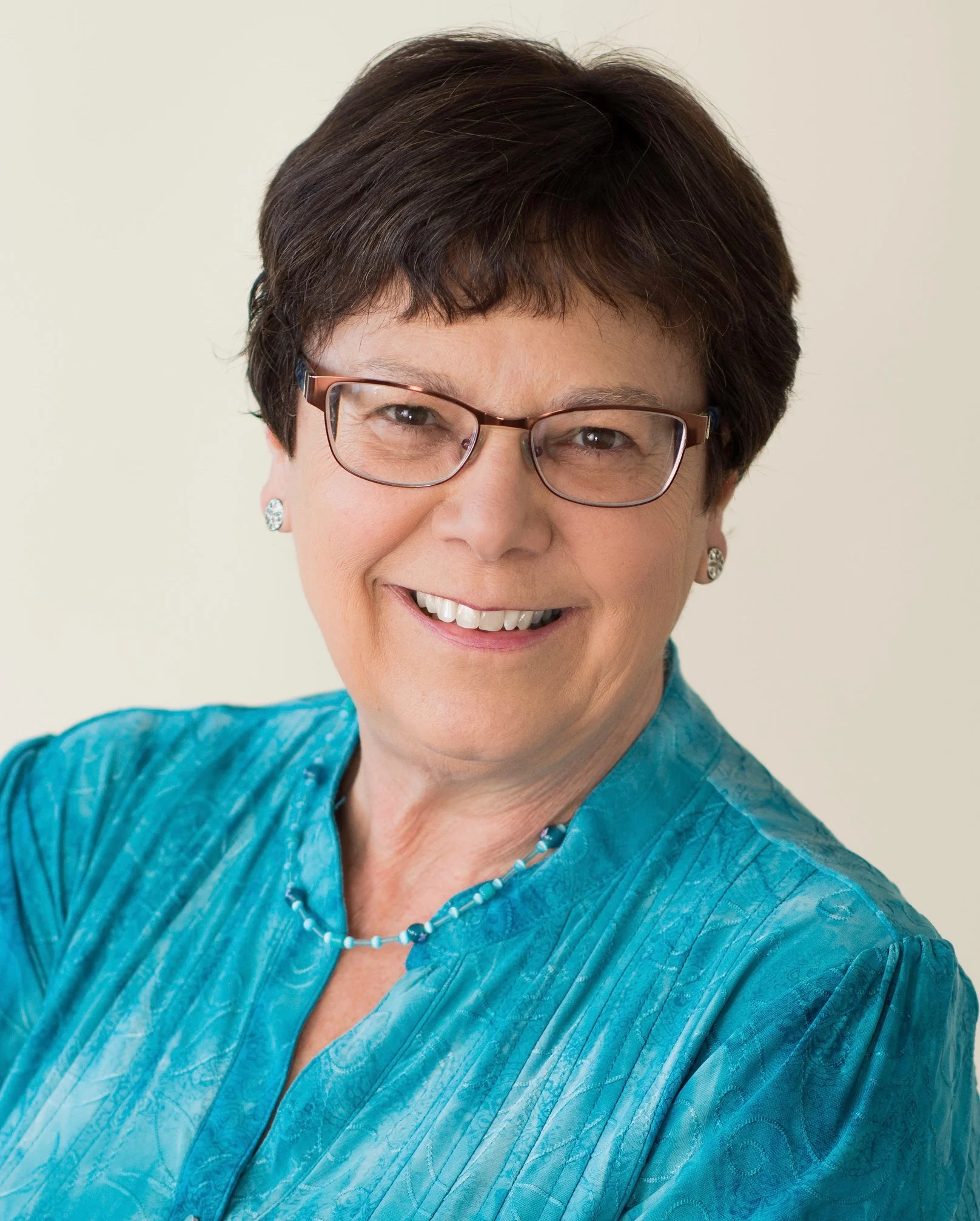 Eliz.Raum Image.jpg
