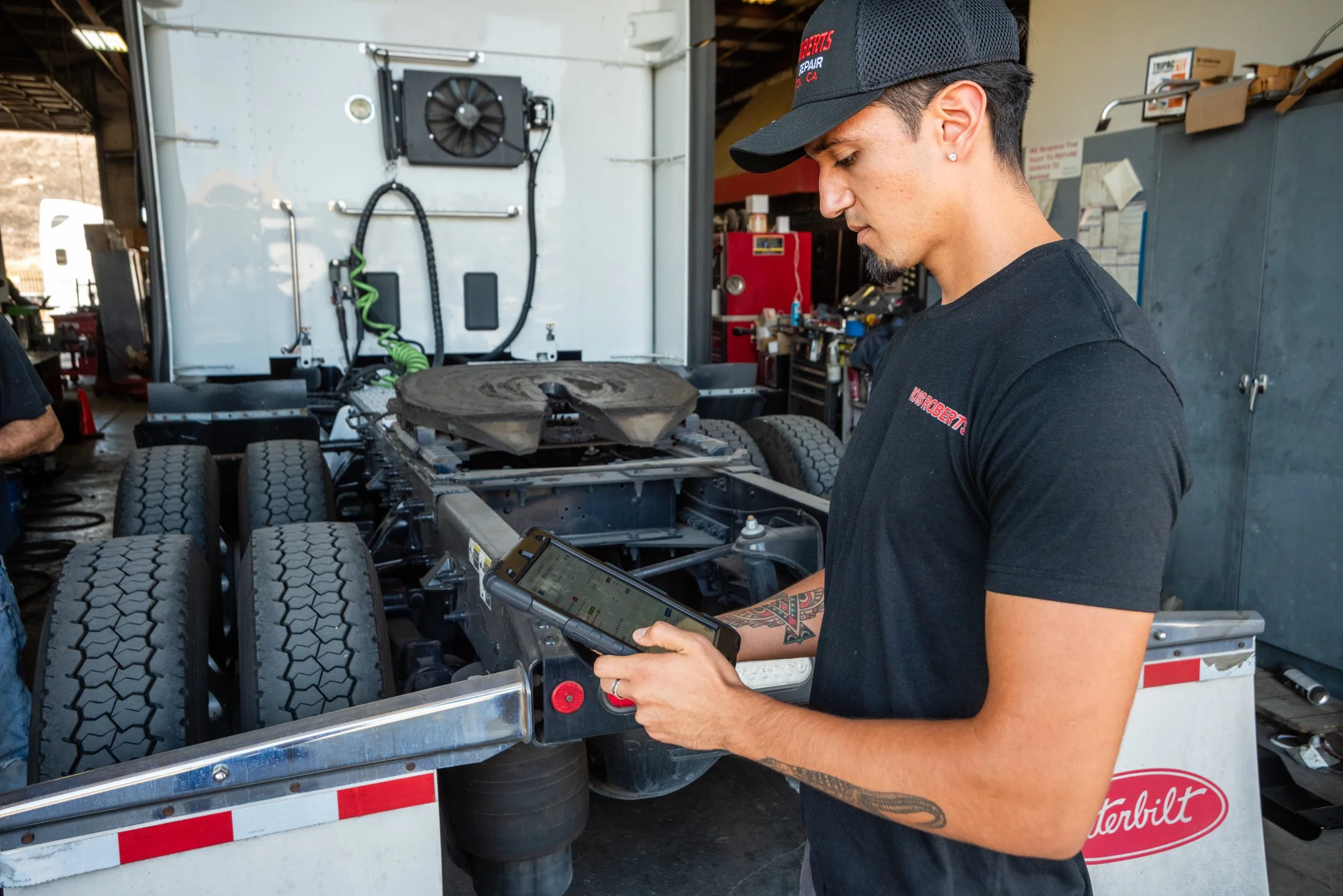2200px_Ross Roberts Truck Repair_Stockton, CA_20231007-083.jpg