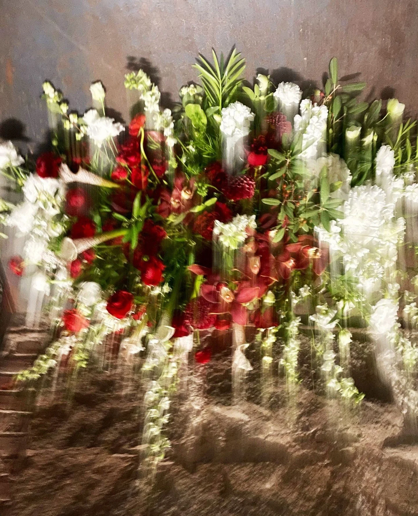 Florals always tell a story. We help you tell yours ❤️⁠
⁠
#orlykhonfloral #okfdesigns #floraldesign #floralstory #bostonflorist #floristsofboston #floral #floralstagram #blooms #floralart #flowersofinstagram #flowersofig #floralmagic #floraldisplay #