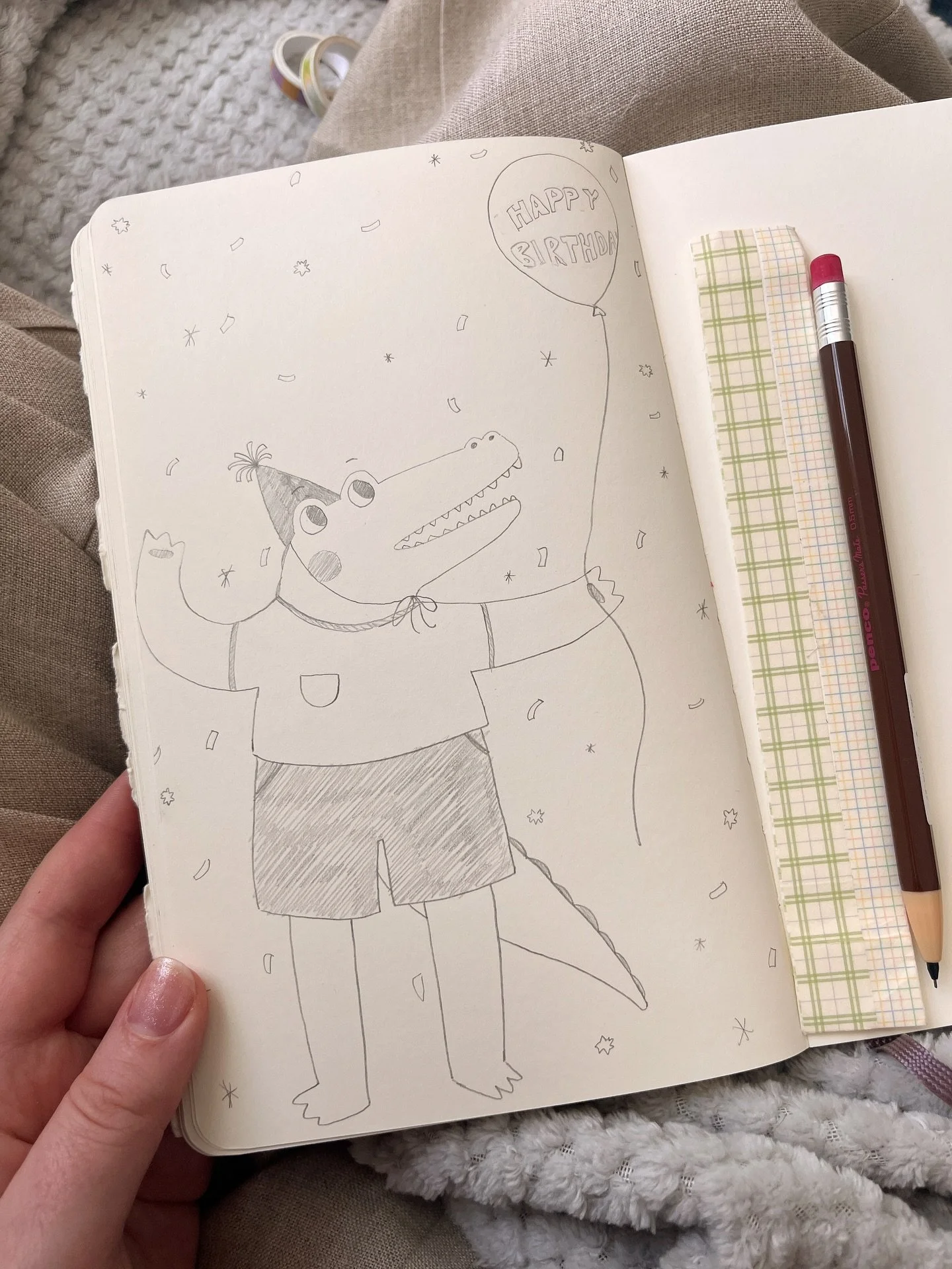 Some recent sketchbook drawings >>> 
.
.
.
#portfolio #picturebook #picturebookartists #bookillustration #bookillustrator #kidlit #kidlitart #kidlitportfolio #illustrationportfolio #artist #art #childrensbook #childrensbookillustration #pict