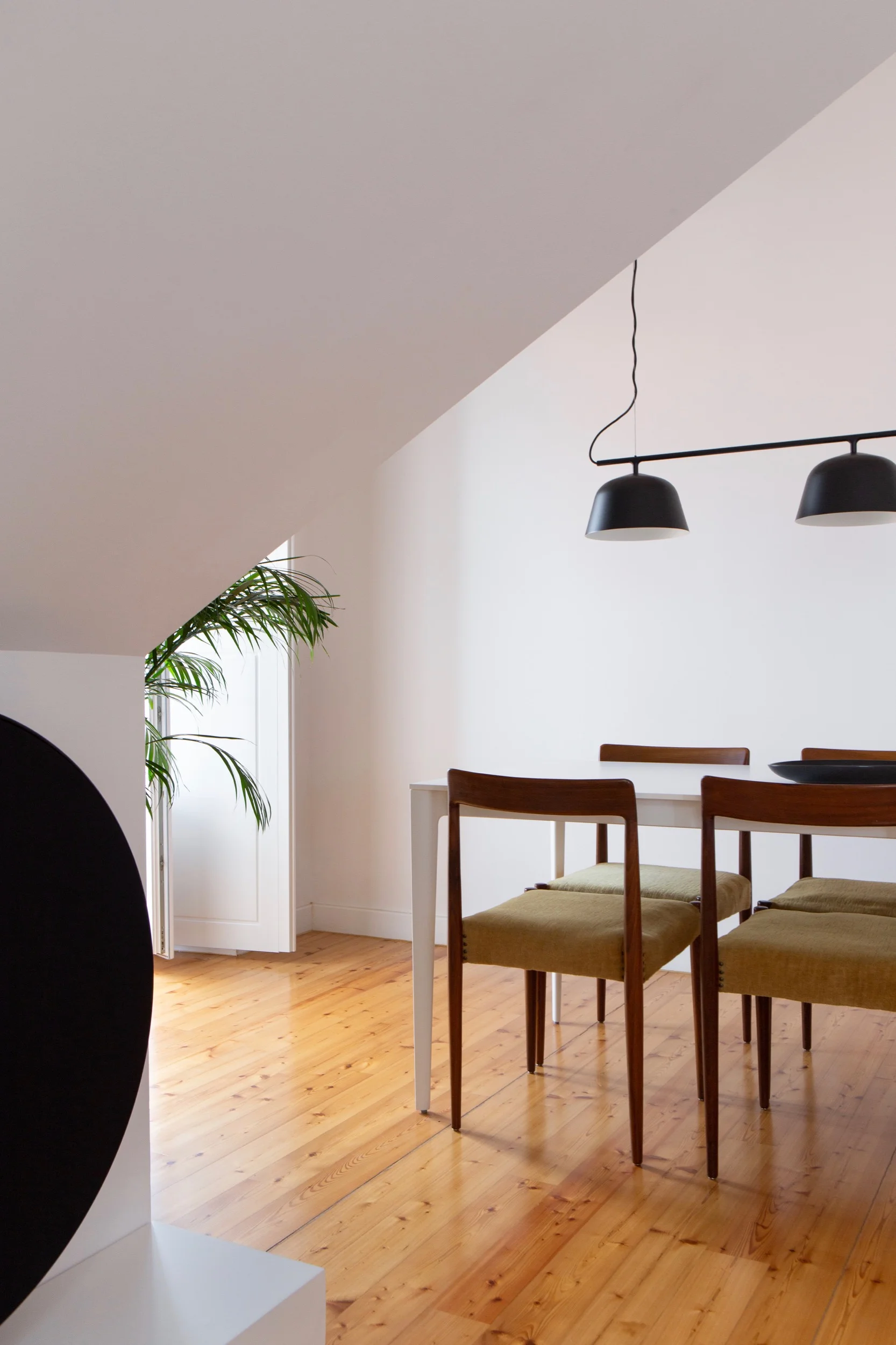 Photo of Lola Cwikowski Studio residential project showing B&O Beoplay A9 speaker,