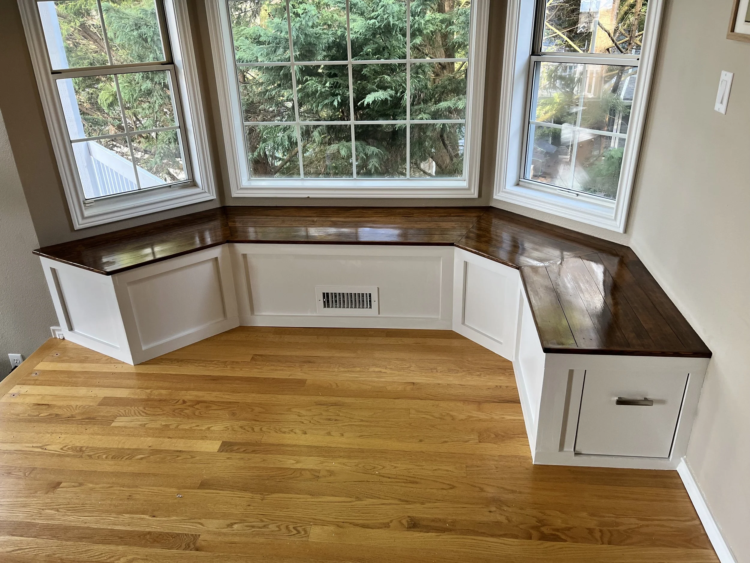 breakfast nook