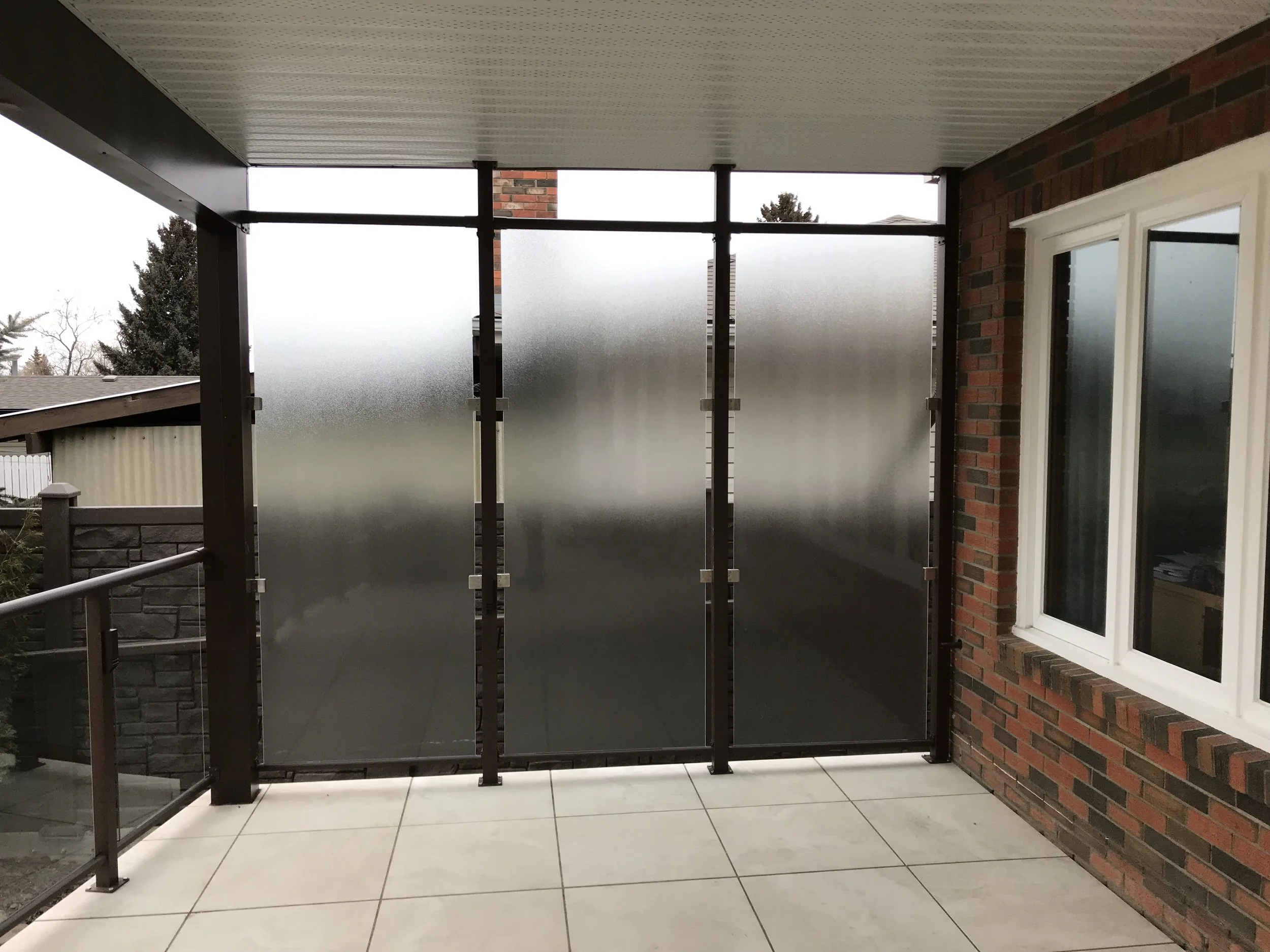 privacy pinhead windwall.jpg