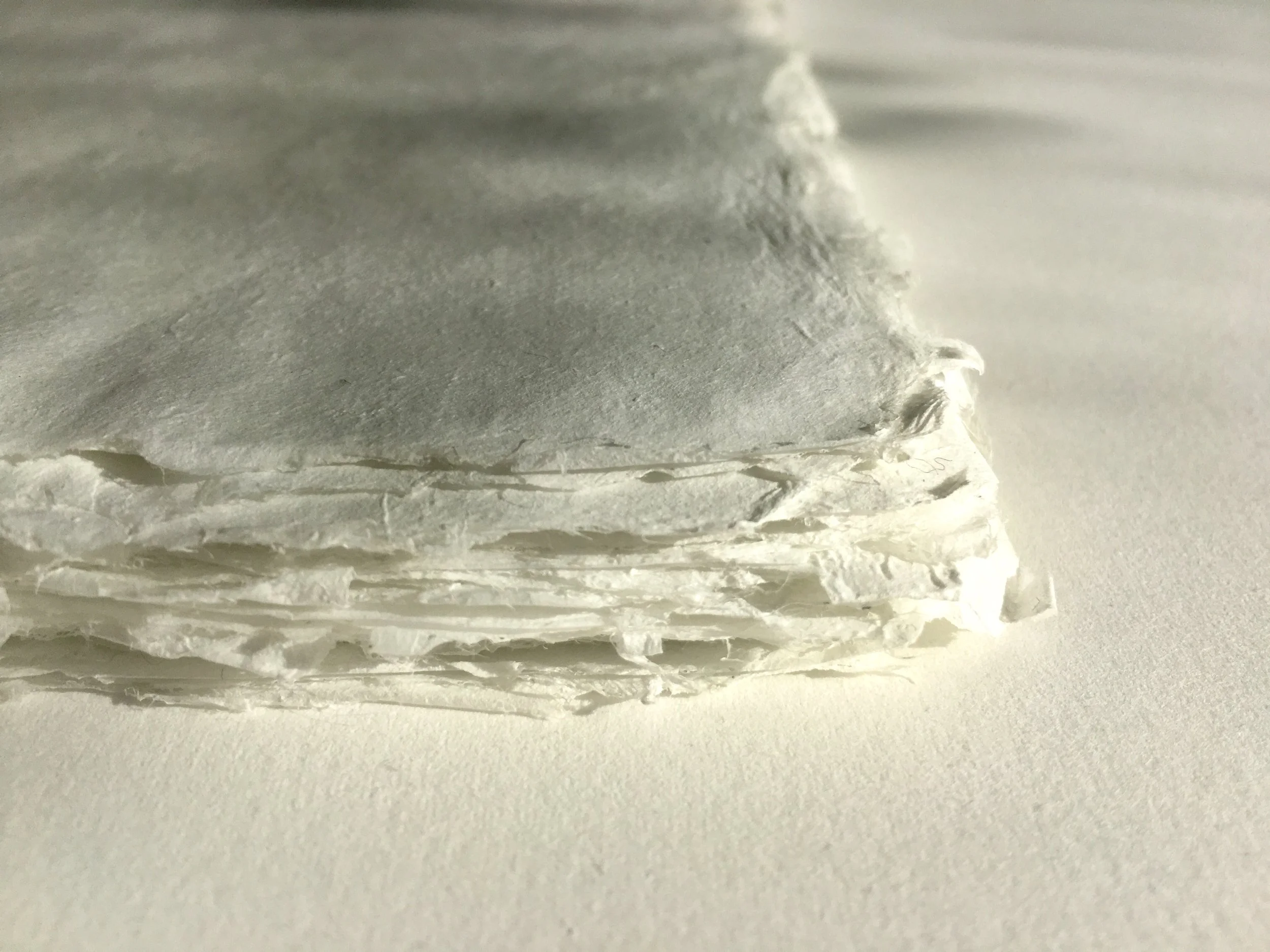 4retailles_papier_handmade_paper_scraps_upcycle_recycle_mtl_studio_hollander_sheet_write_art_montreal_artisan_atelier_Cadbury_workshop.jpg
