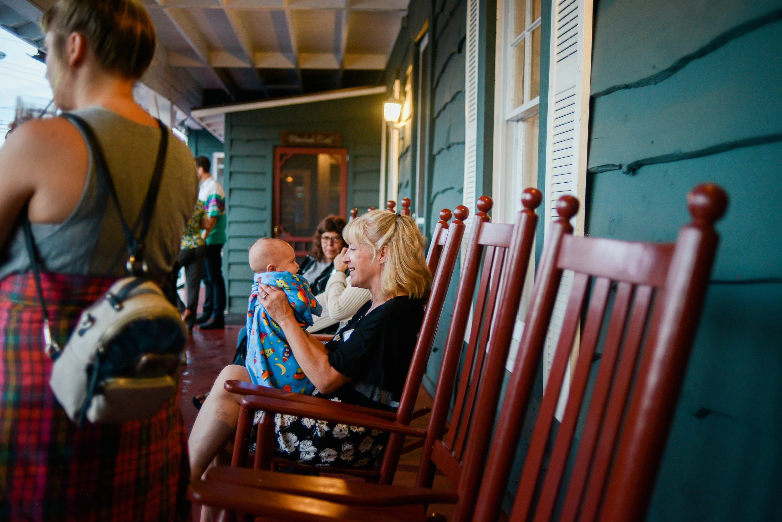 porch 3.jpg