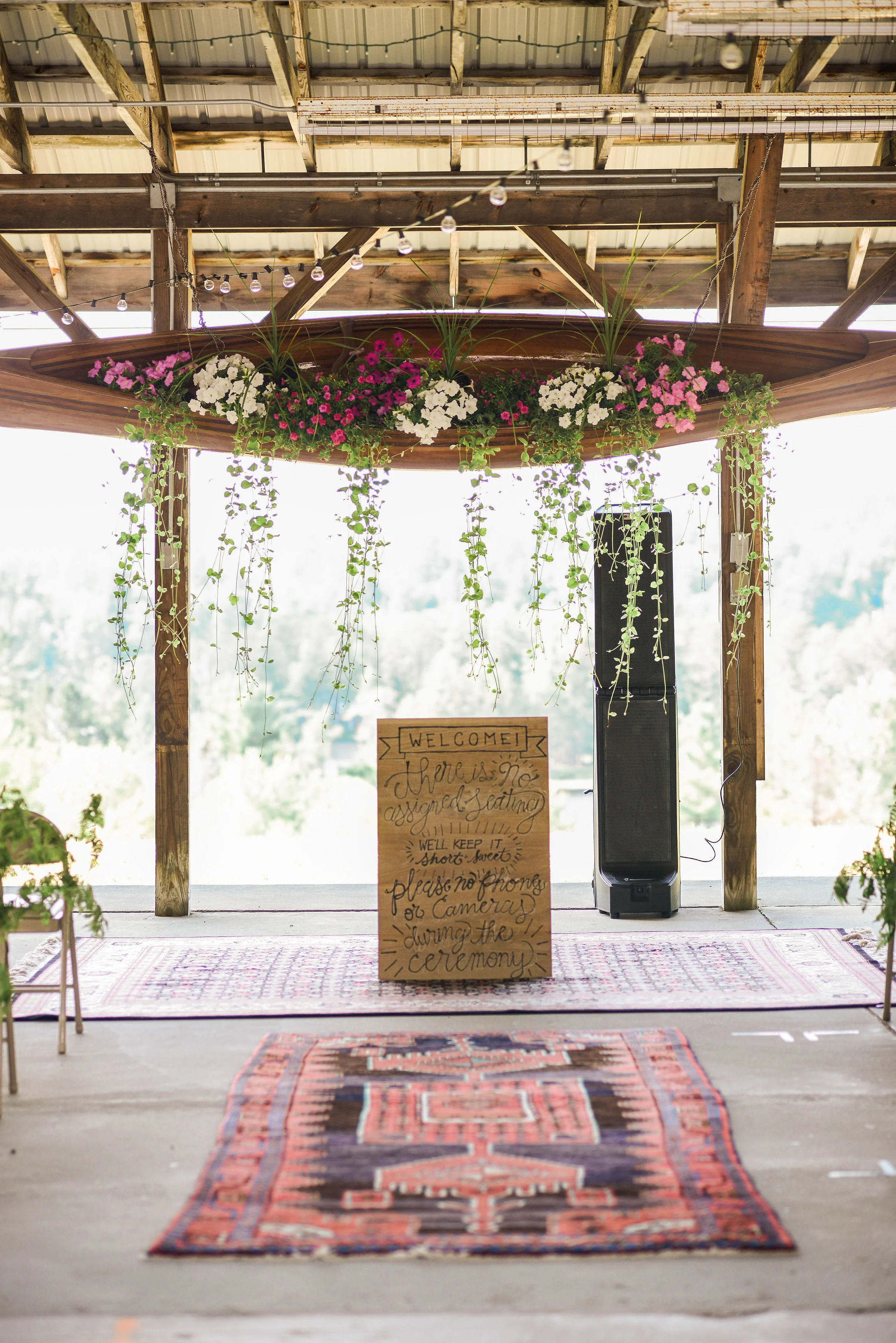 A vendor of mine was kind enough to let me borrow these beautiful rugs for the ceremony. They made the whole space!