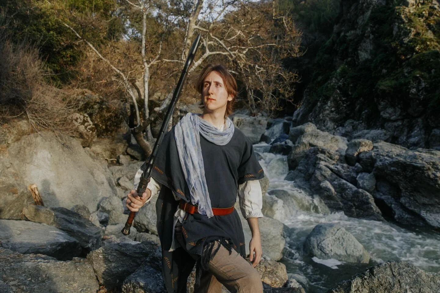 Final frames from this fantasy shoot with my good bud @josephlangleyauthor of his character for @twinmasklarp ⚔️

Styling assistant: @_nicolefwong 
Sword: @epicarmoury