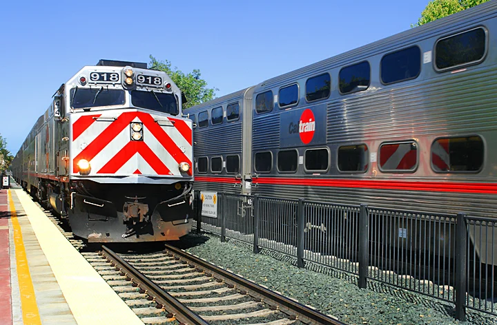 Caltrain operates between Gilroy, San Jose/Silicon Valley, and San Francisco. Caltrain ➝