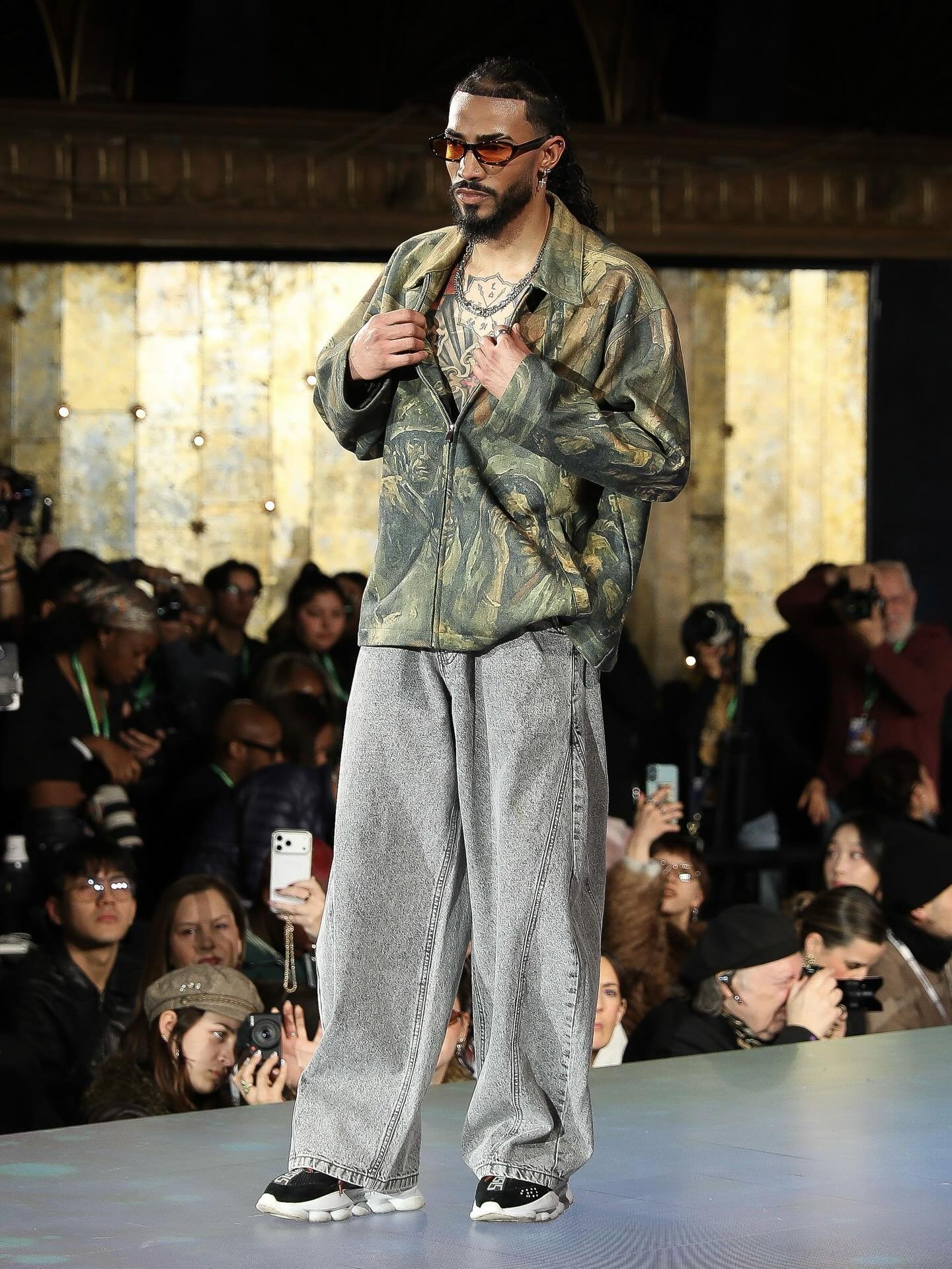 @daaniaofficial at NYFW @runway7fashion 
#runway7fashion #runway7 #nyfw #newyorkfashionweek #daaniacouture