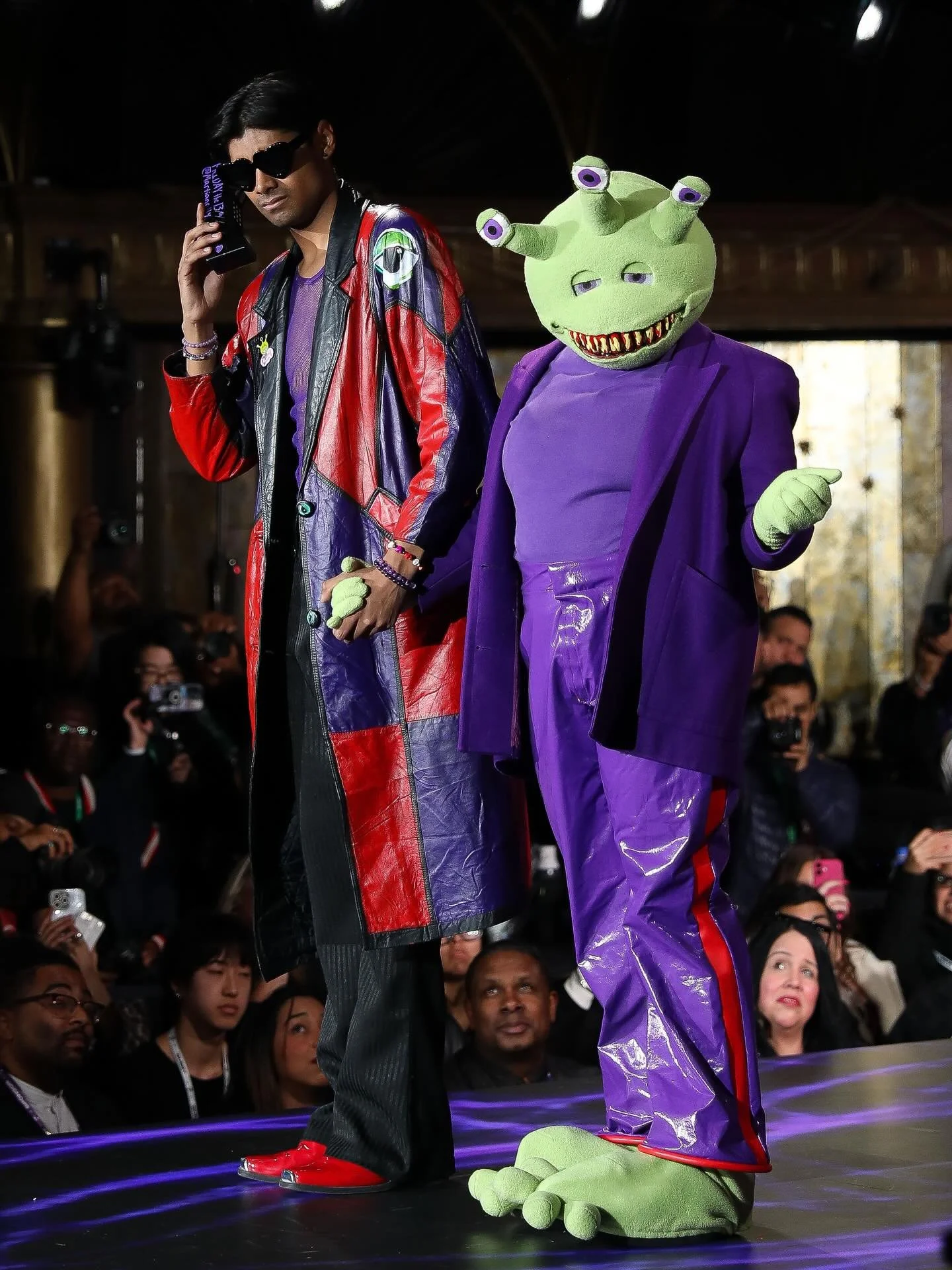 @martianally at NYFW 👽🛸
@runway7fashion 
#runway7fashion #runway7 #nyfw #newyorkfashionweek #martianally