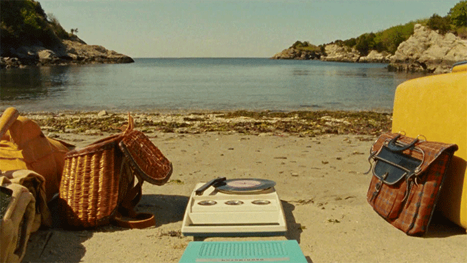 beach-record-player.gif