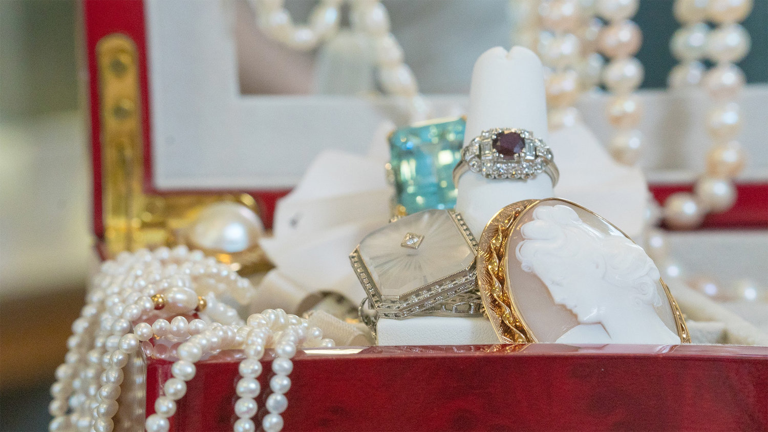 Estate Jewelry Buyers Austin