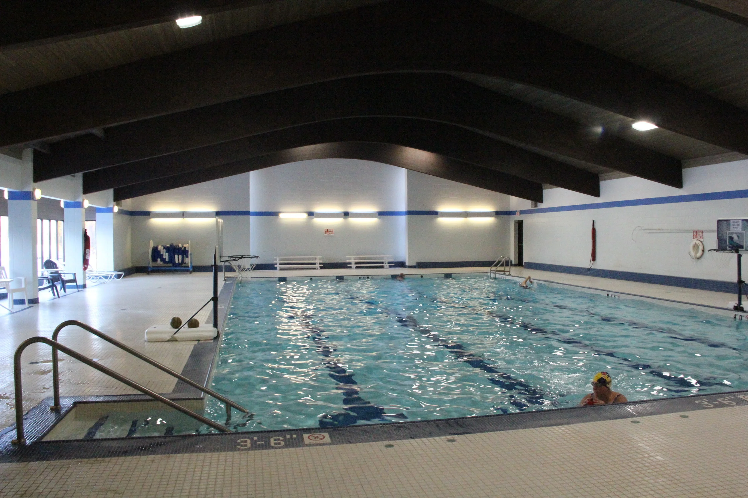 Mosling_Recreation_Center_Pool.JPG