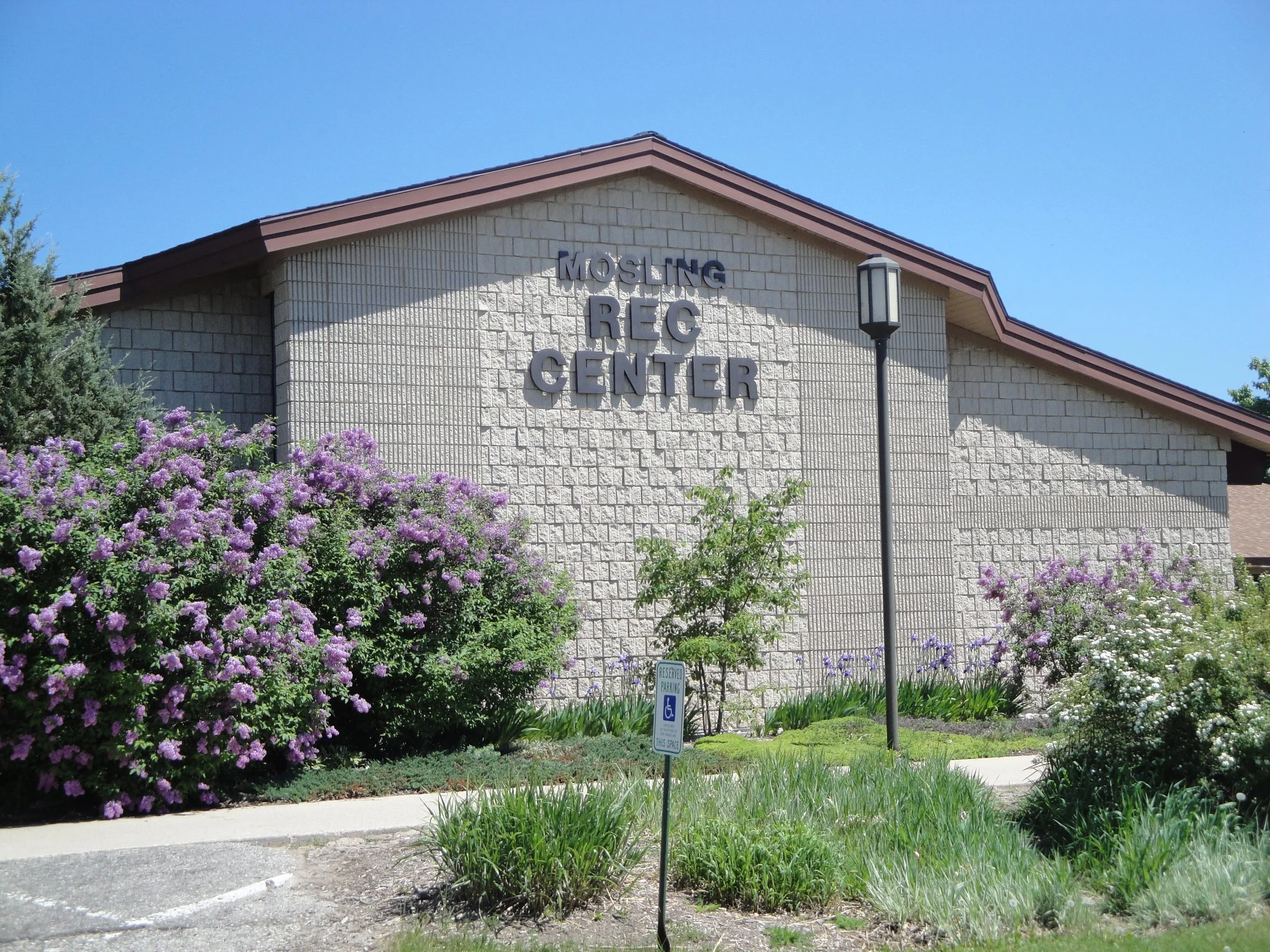 Mosling_Rec_Center.jpg