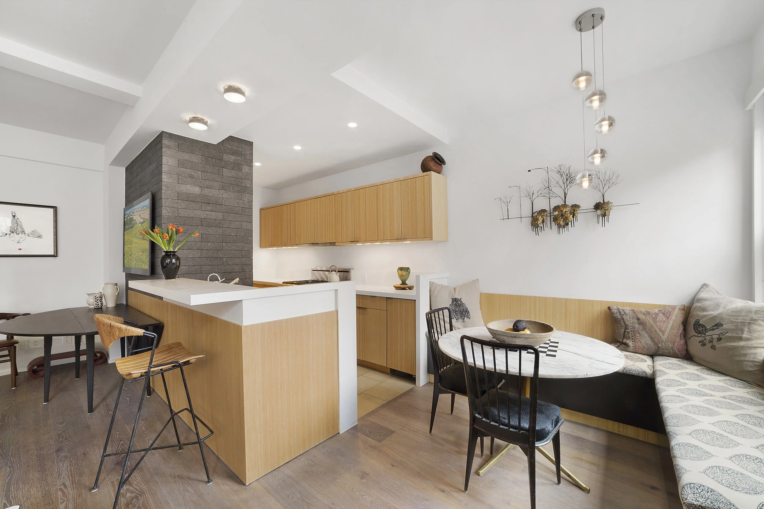 kitchen and breakfast nook.jpg