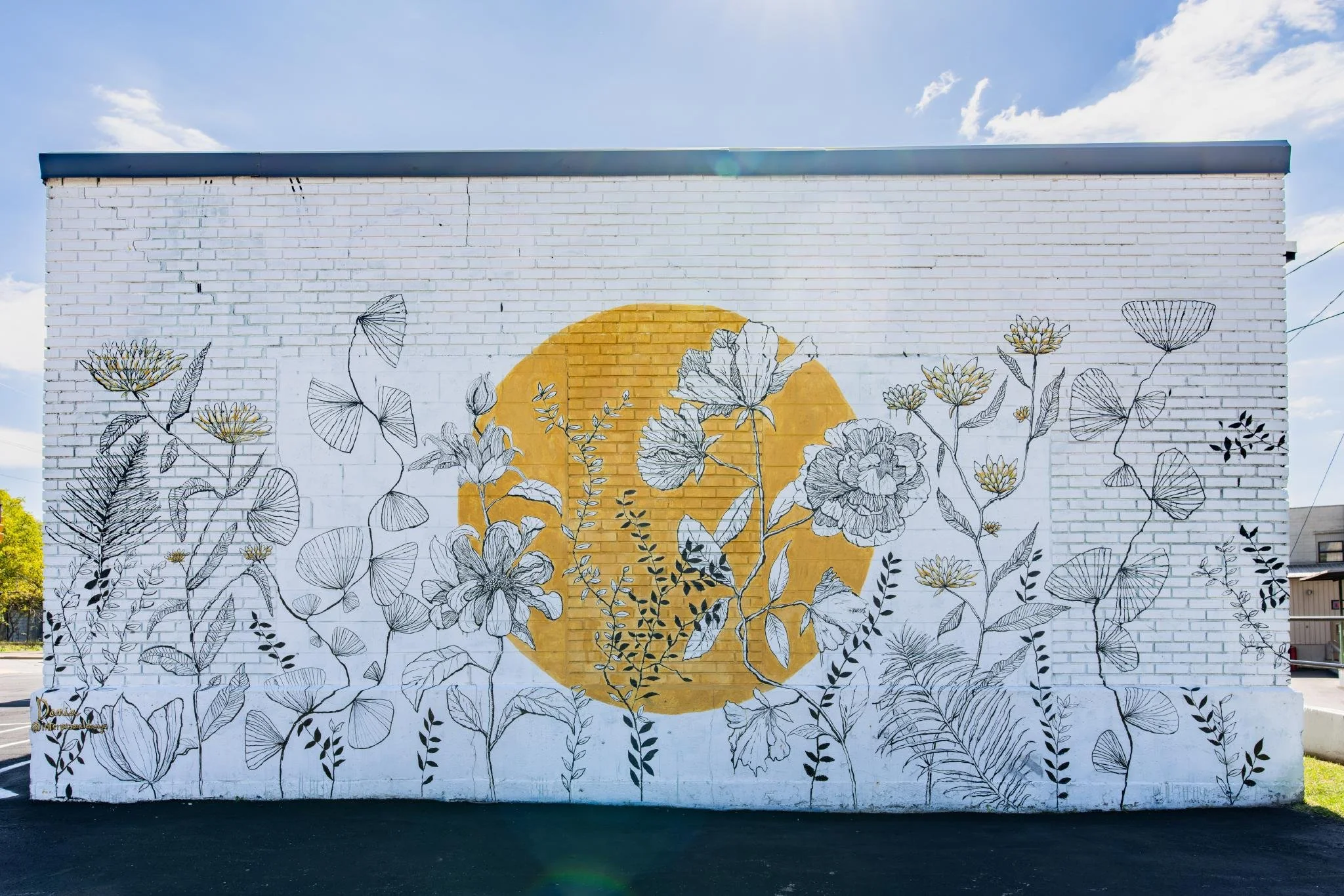 616 Realty Linework Mural — Dania Grevengoed