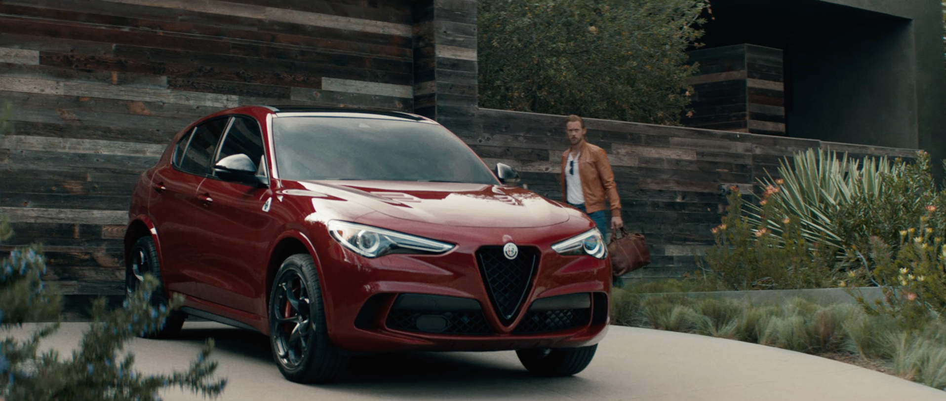 Alfa Romeo "Back to Work"