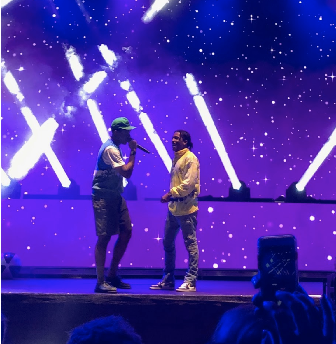 How to Finesse Your Way to the Front of a Crowd