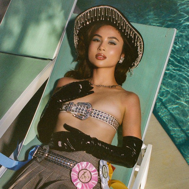 WVUM BLOG TIGER LA FLOR 3.jpg