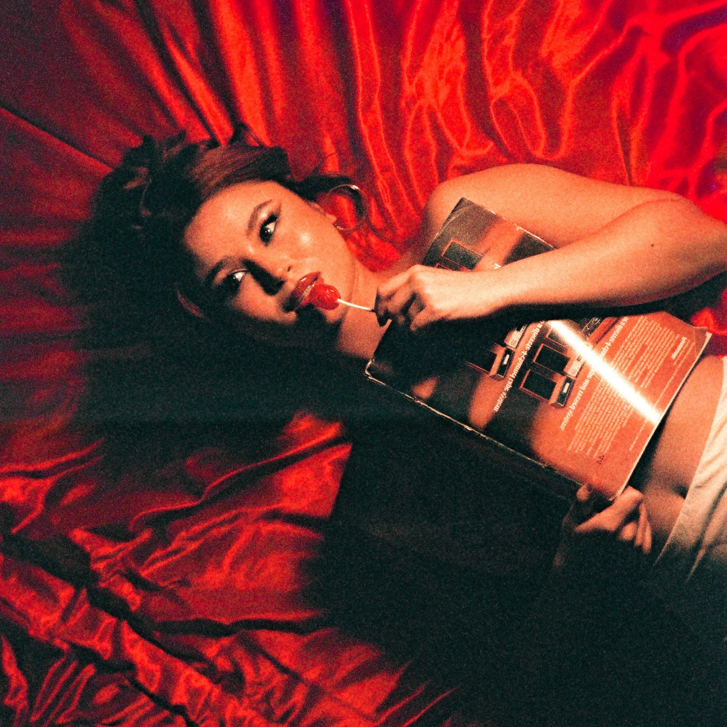 WVUM BLOG TIGER LA FLOR 2.jpg