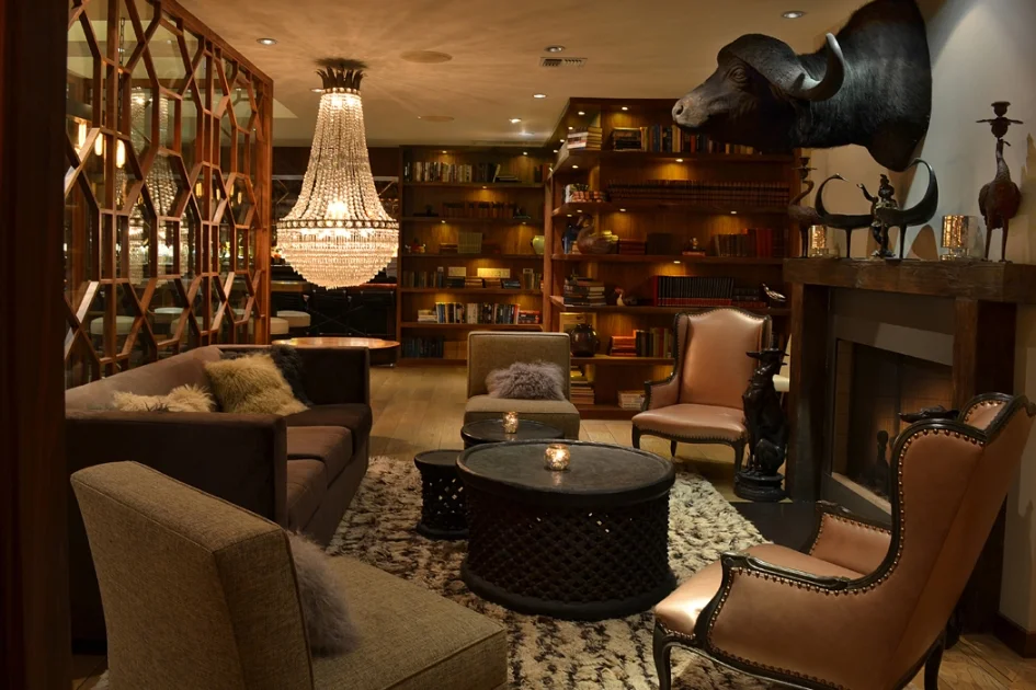 DUPLEX RESTAURANT