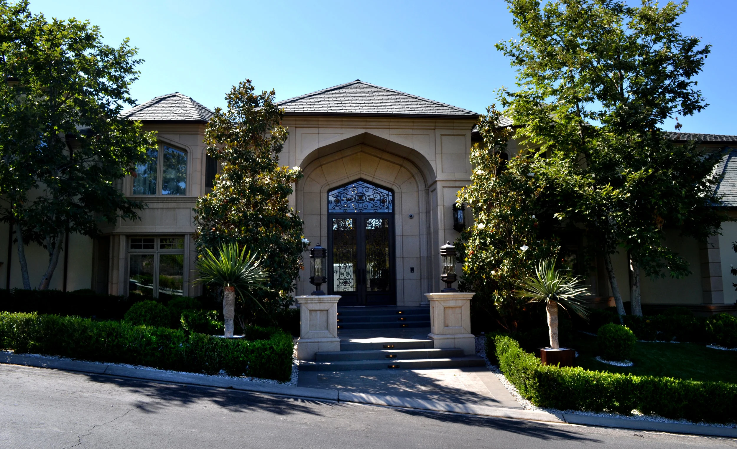 THOUSAND OAKS HOME